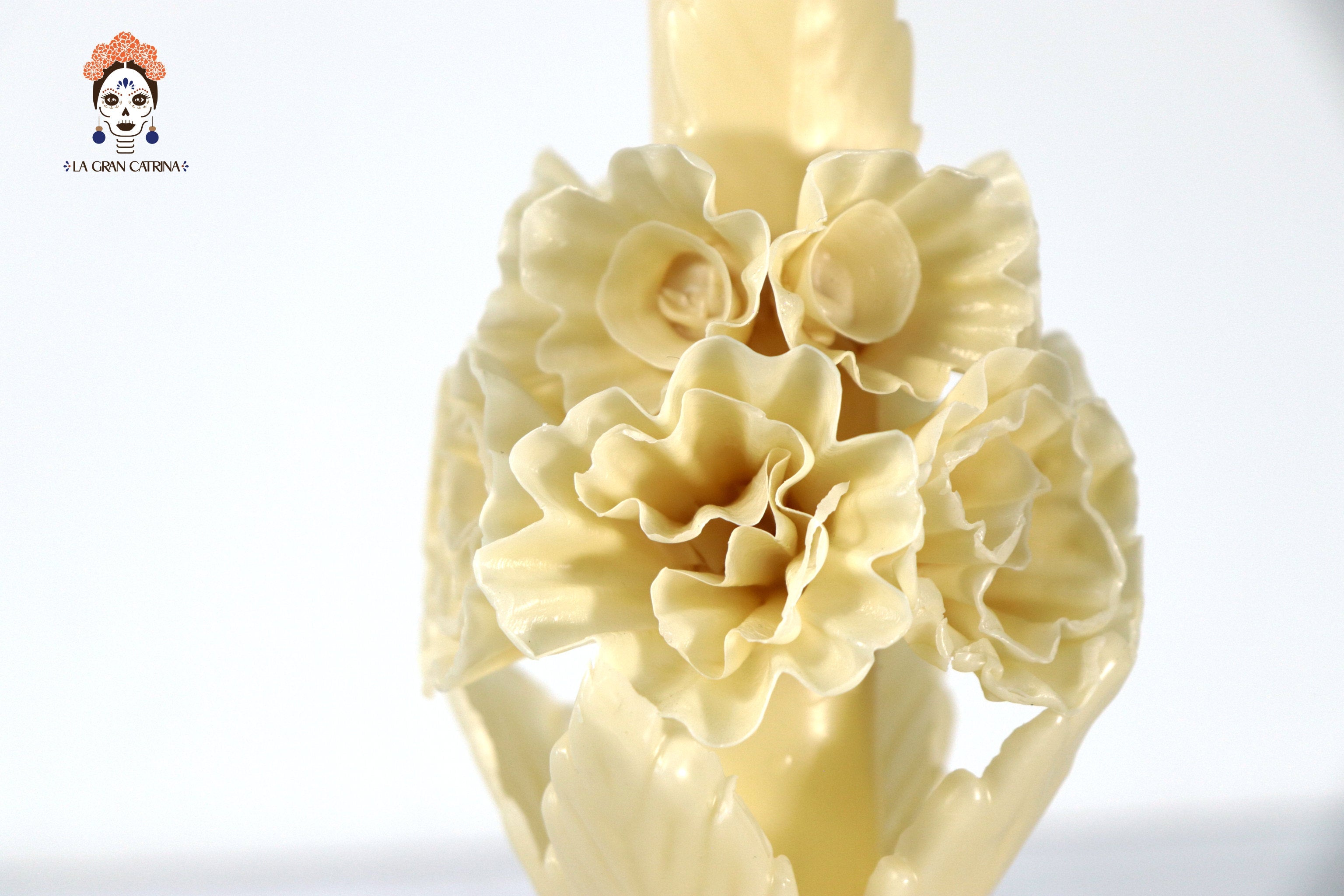 Sculpted Candle - Decorative Flowers Yellow - 11 in. Viviana