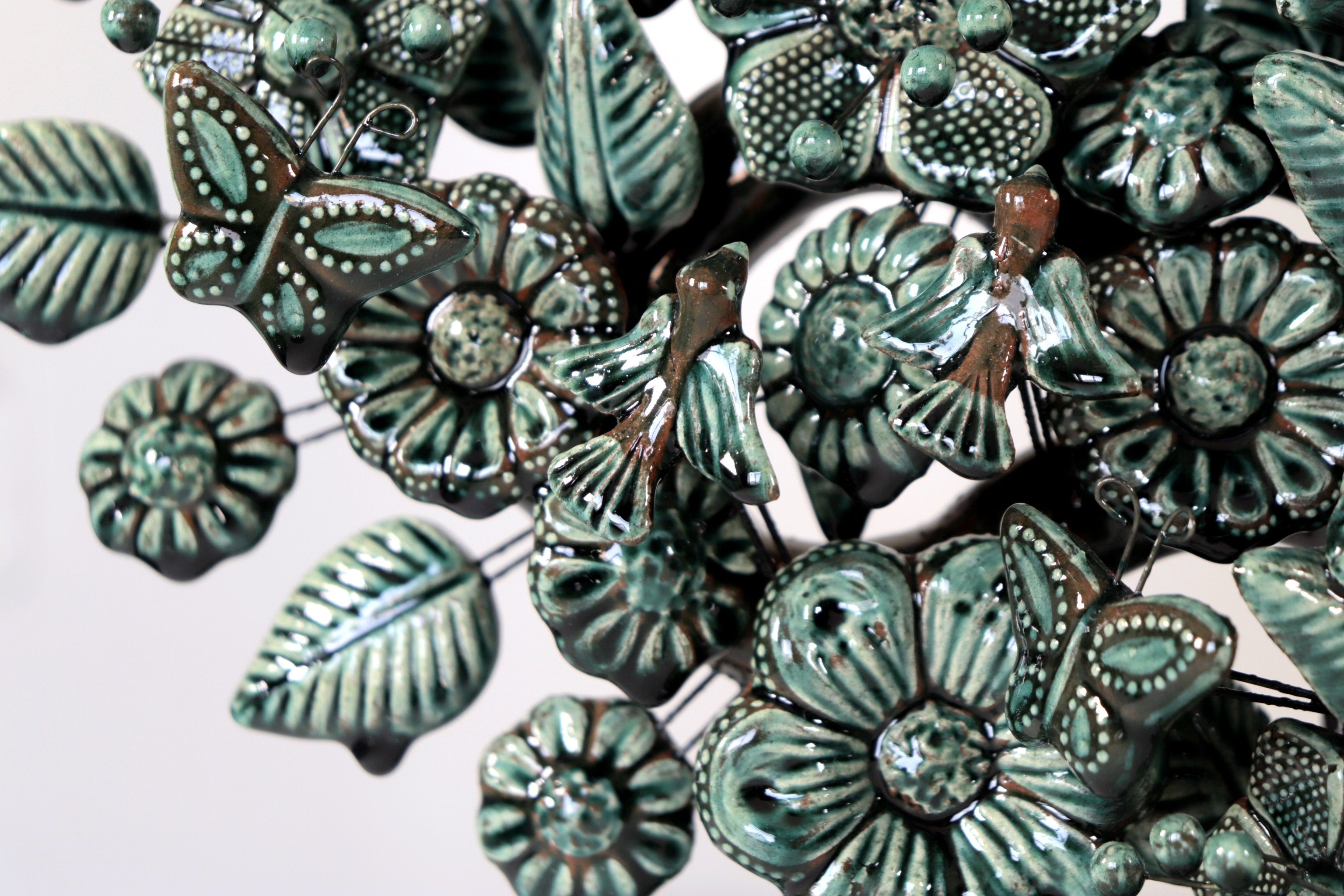 Tree of Life green glazed - 21.6 in. Montoya
