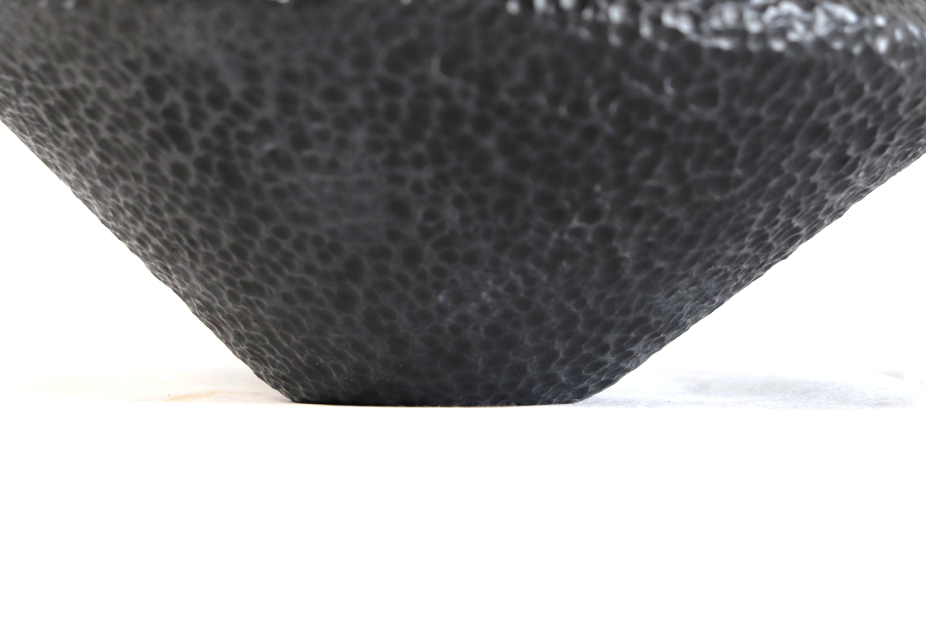 Vase moderno Clay martillado black - 10 in. Trejo