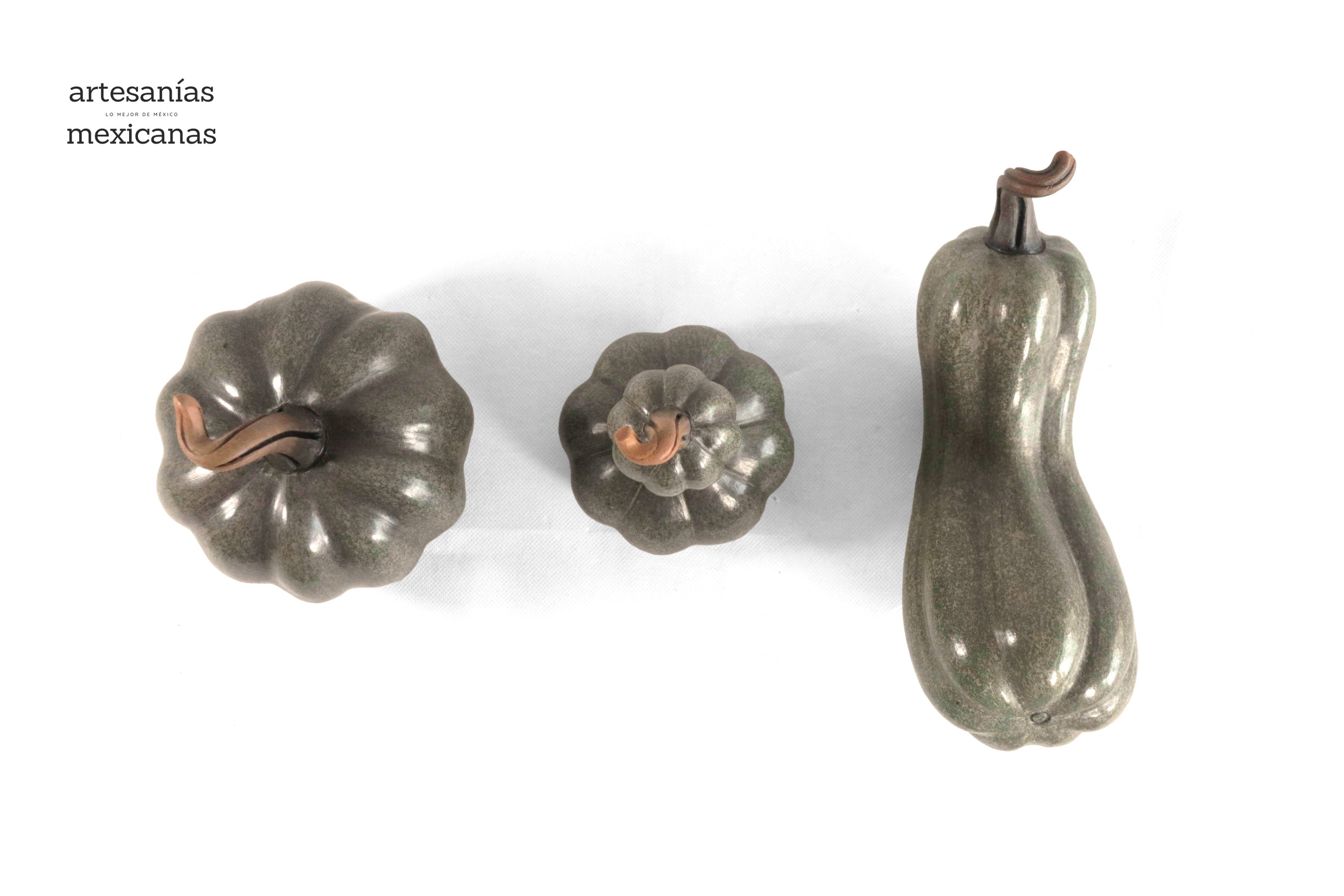 Set of 3 Pumpkins green grayish Trejo