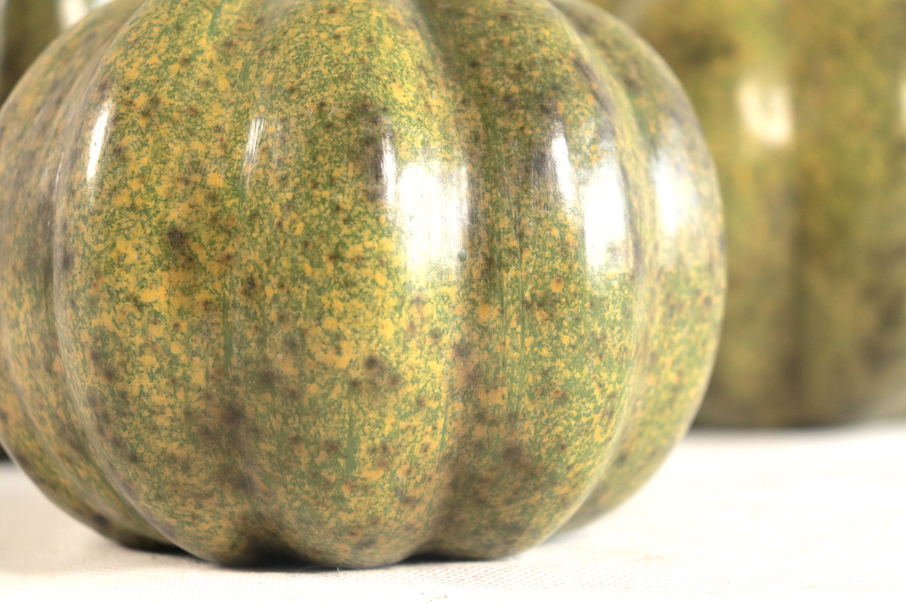 Set of 3 Pumpkins green ll Trejo
