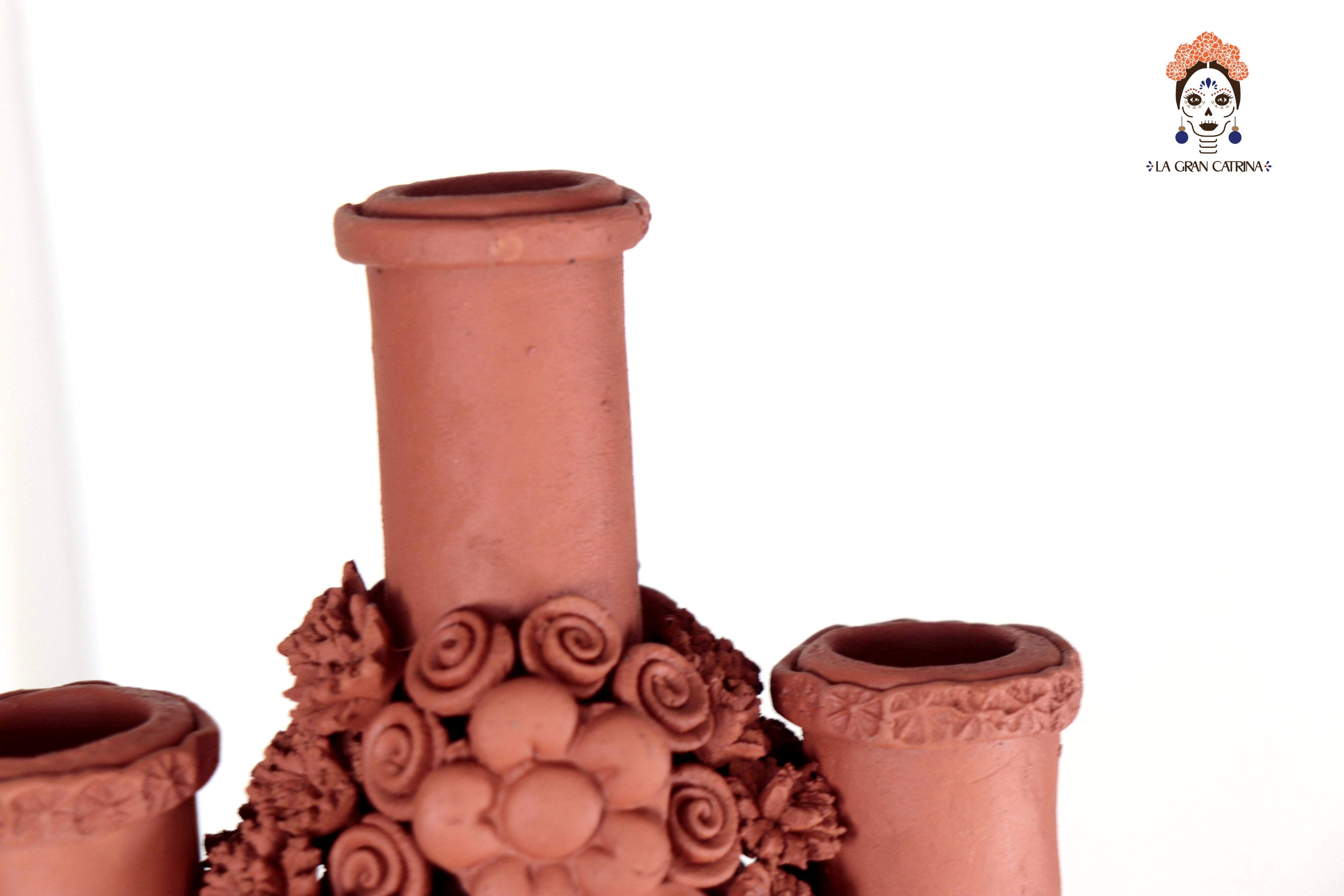 Candleholder Tallr Skull Floral Natural Clay - 24.4 in. Manuel Avalos