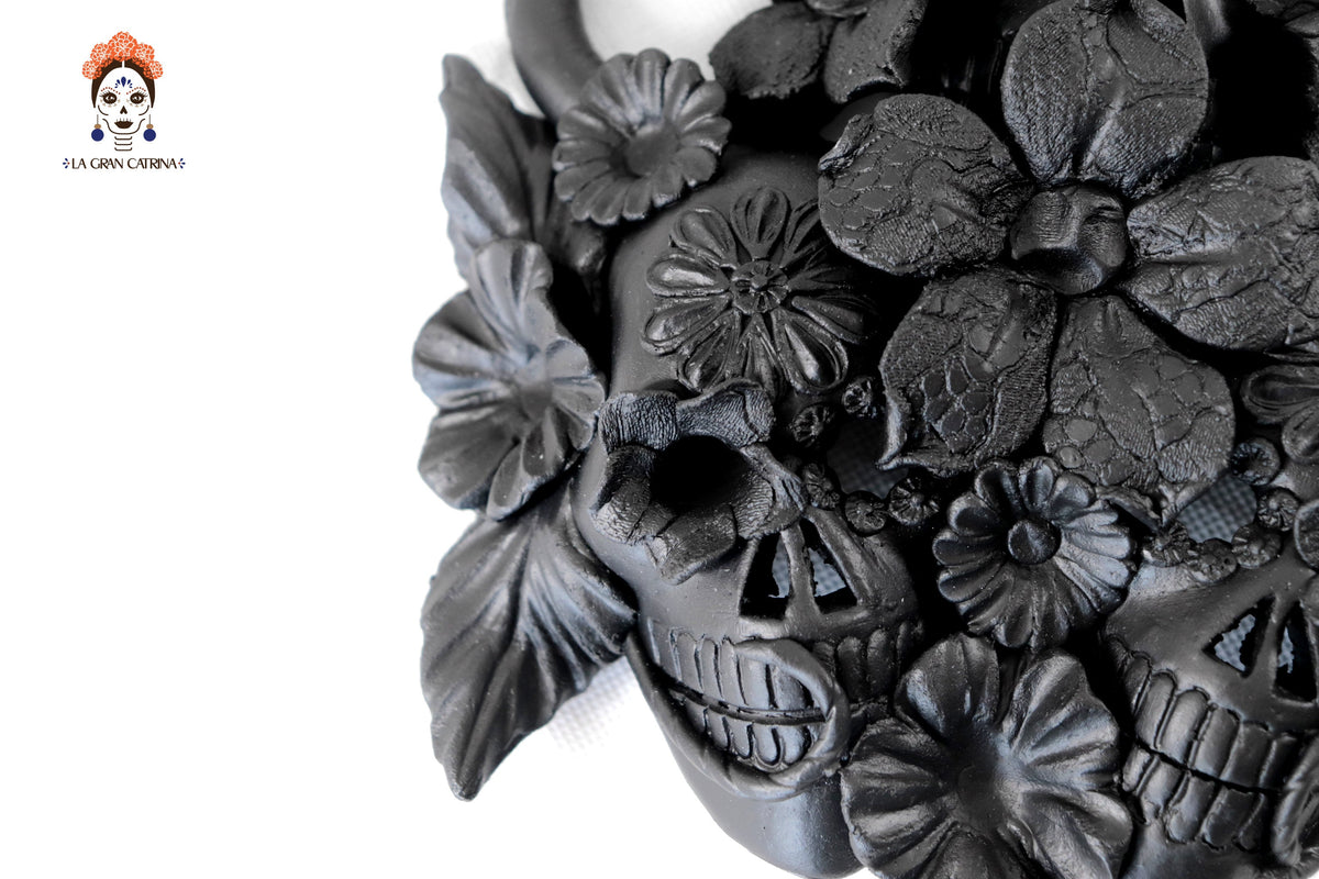 Skulls Blacks with Flowers I - 7.8 in. Brenda Capula