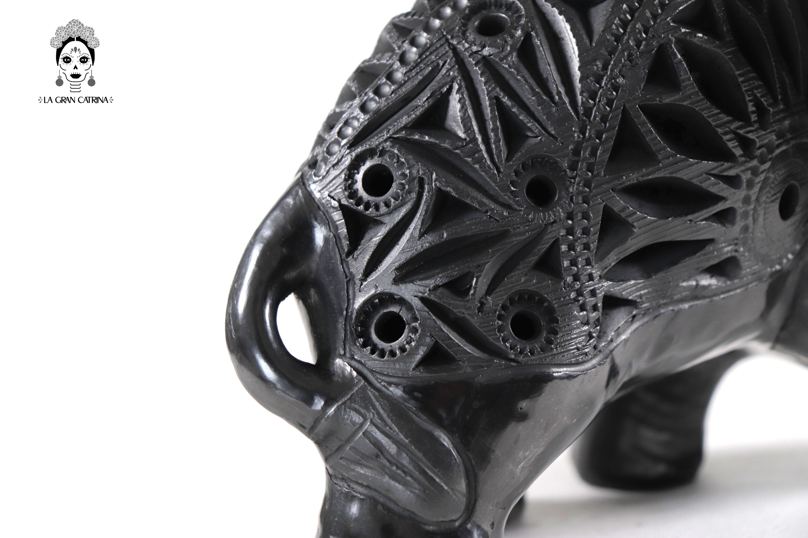 Elefante of Black Clay - 7 in. Tere Oax