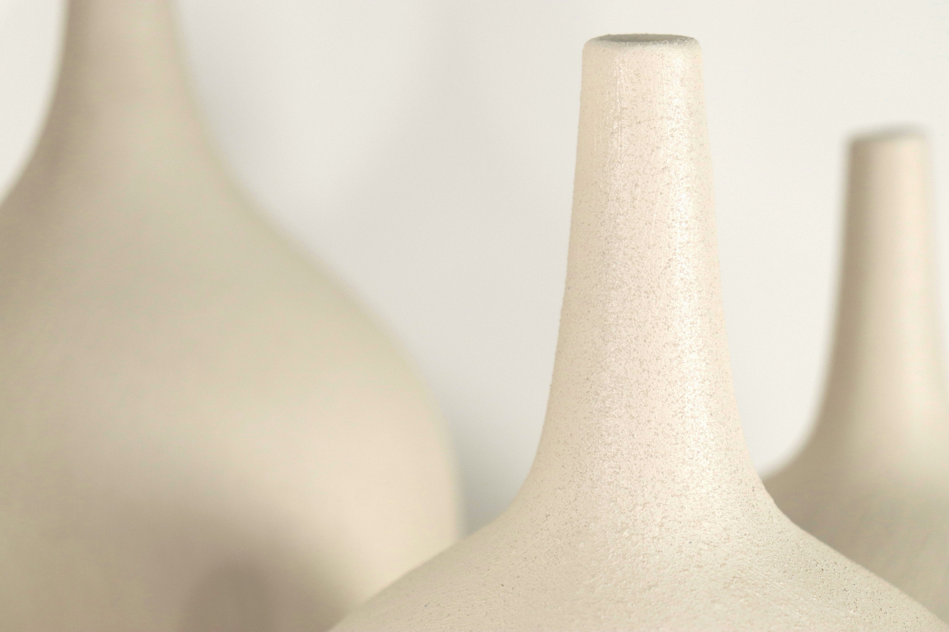 Set of contemporary decorative vases - Long Mouth Tonala