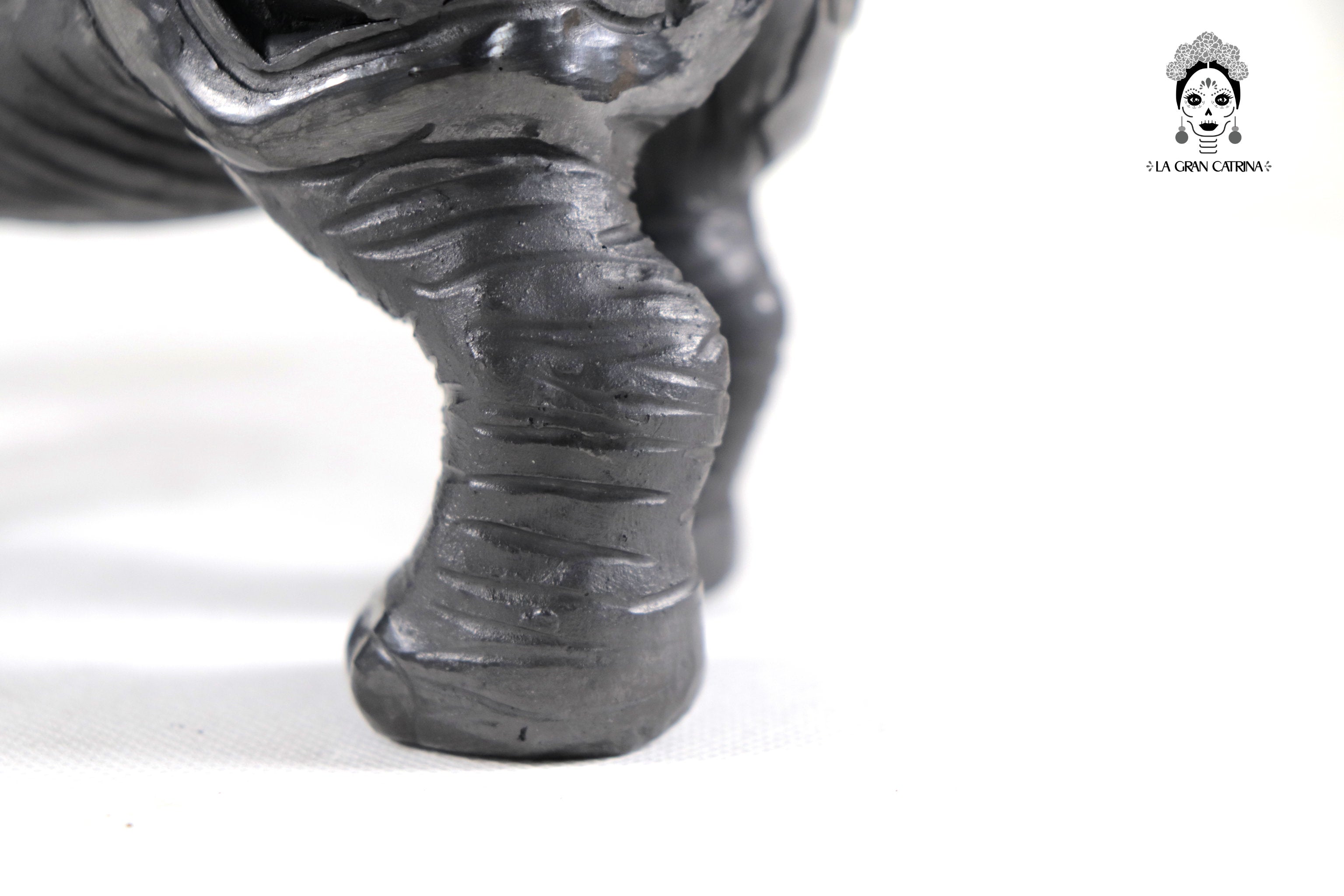 Black Clay Rhinoceros - 5.5 in. Tere Oax