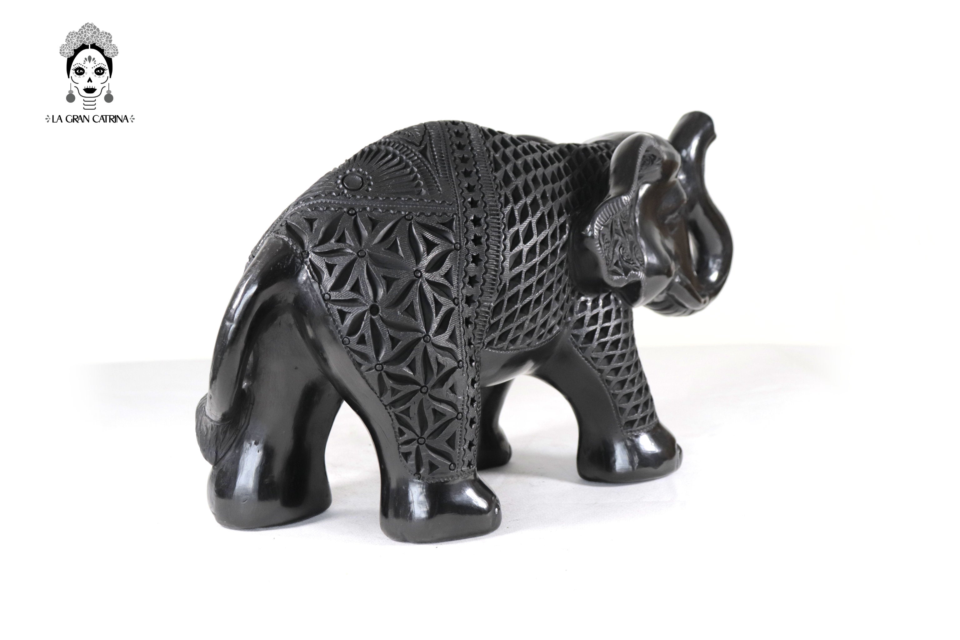 Elefante of Black Clay - 15.7 in. Tere Oax