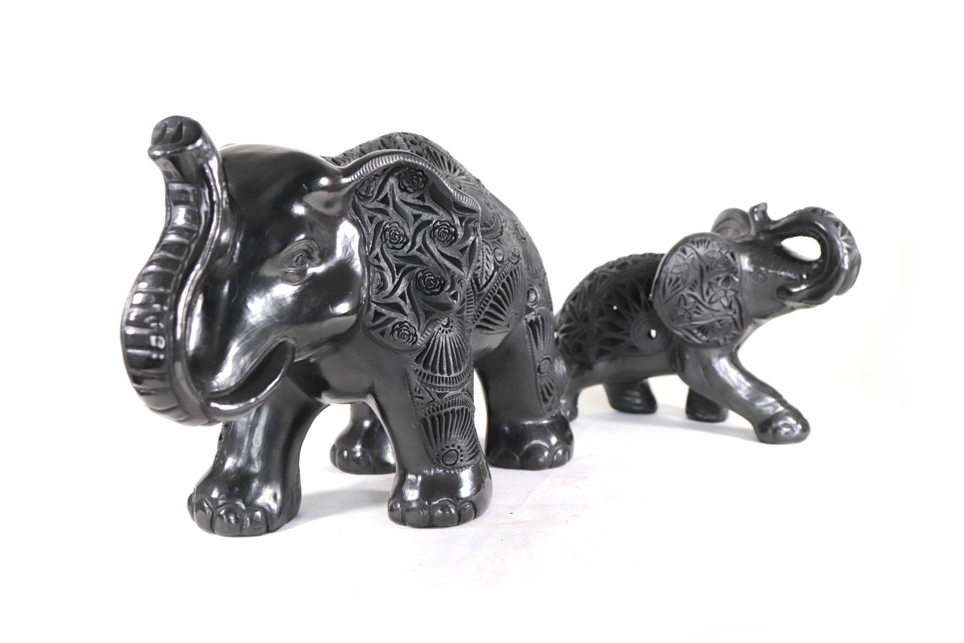 Black Clay Pair of Elephants - 9.4 in. - 7 in. Tere Oax
