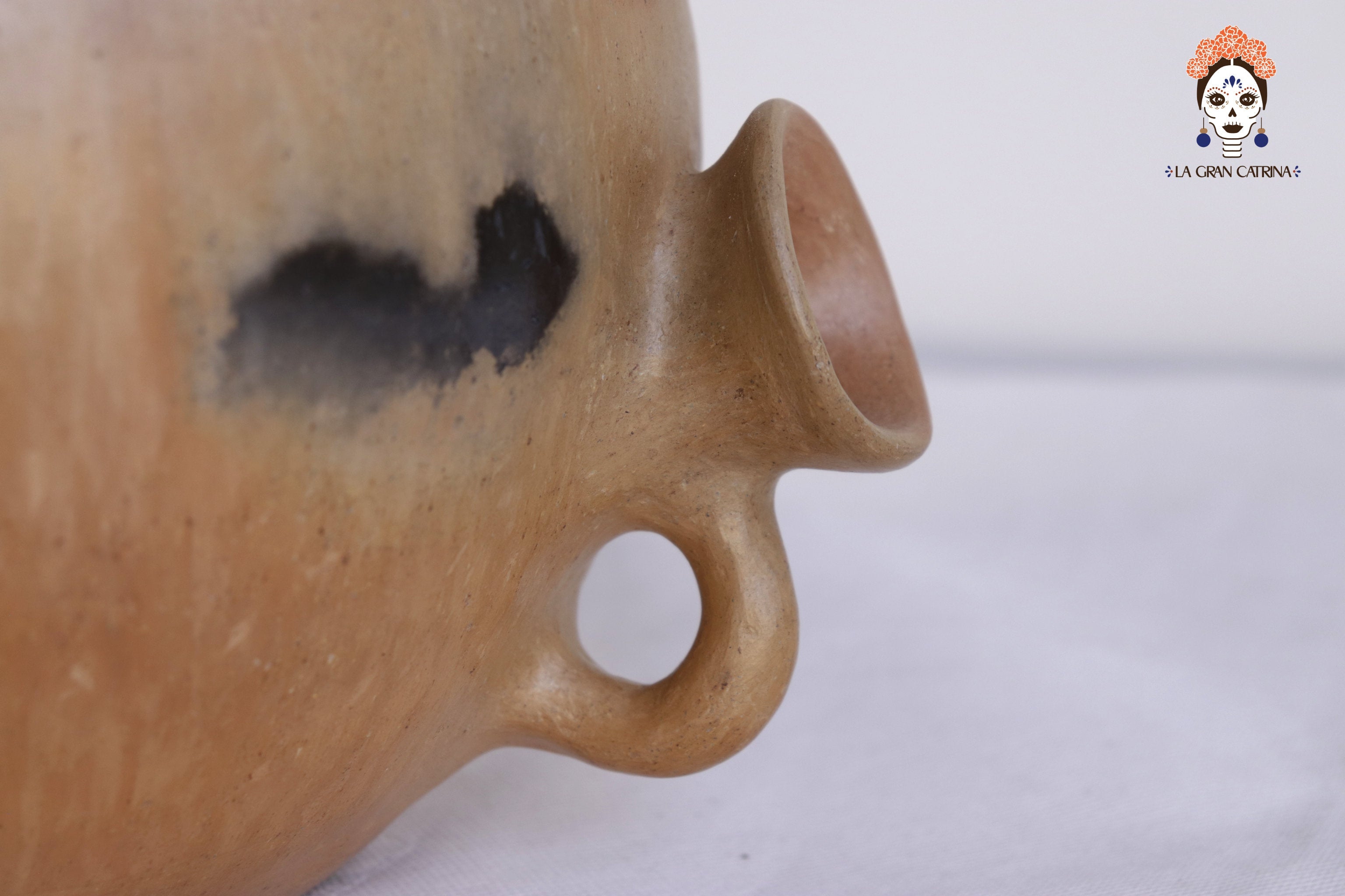 Vessel Ancestral Mixe with 7 openings - 11.8 in. Silvia Mixe