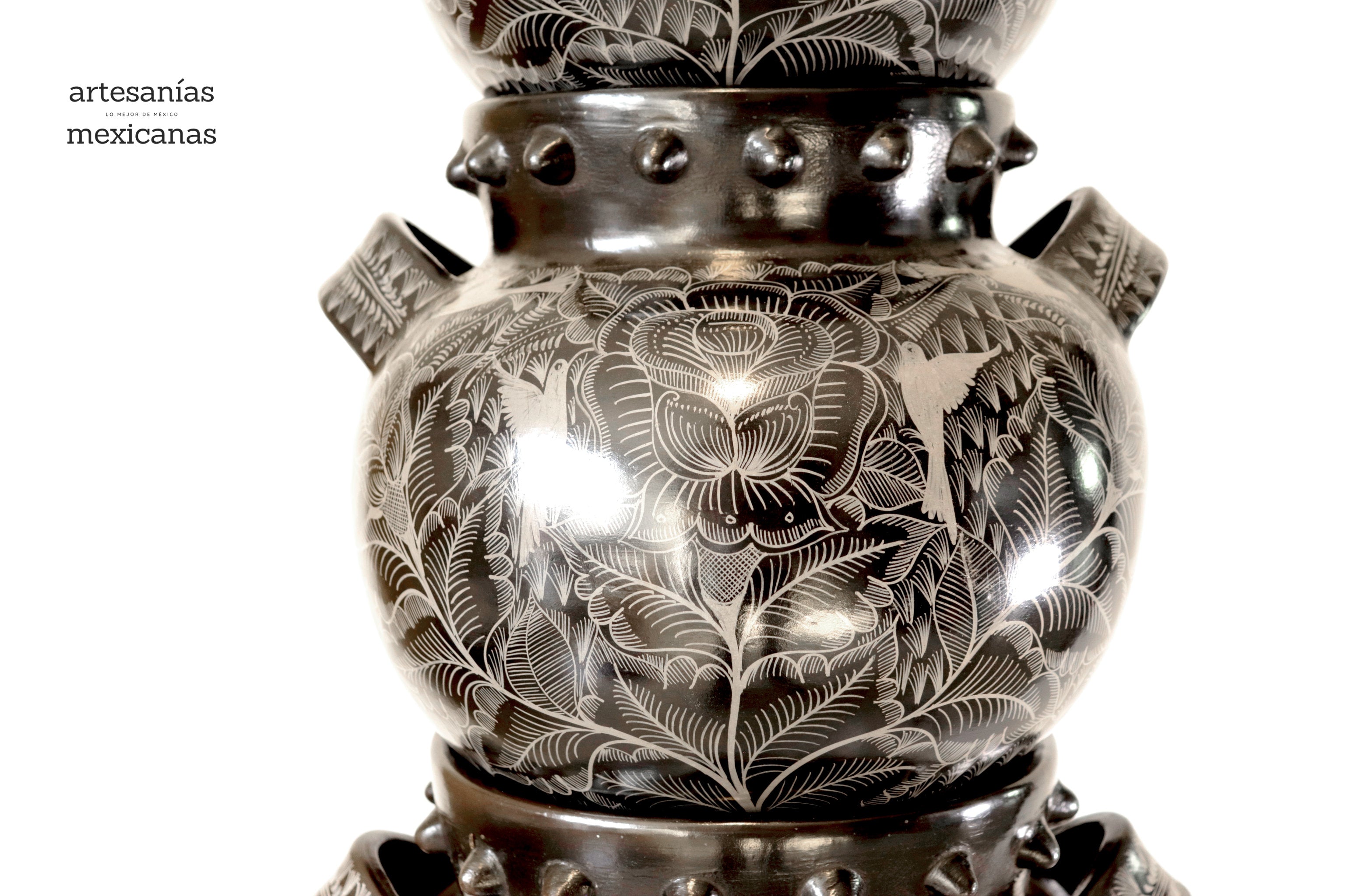 Torre of Pots - Cerámica handcrafted of Huancito - 67.5 in. Huancito