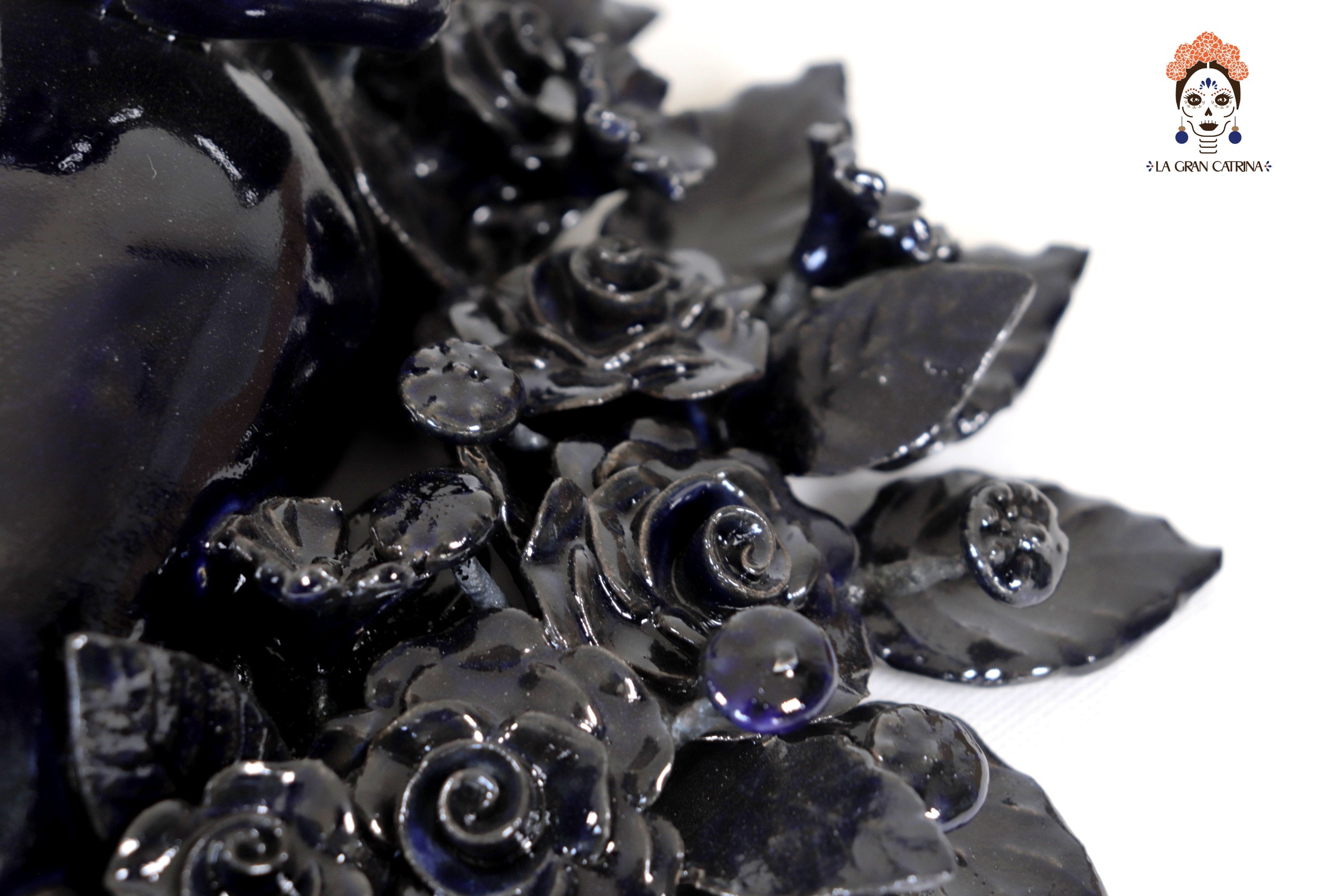 Blue Wall Heart - Glazed Clay - 15.1 in. Tiru