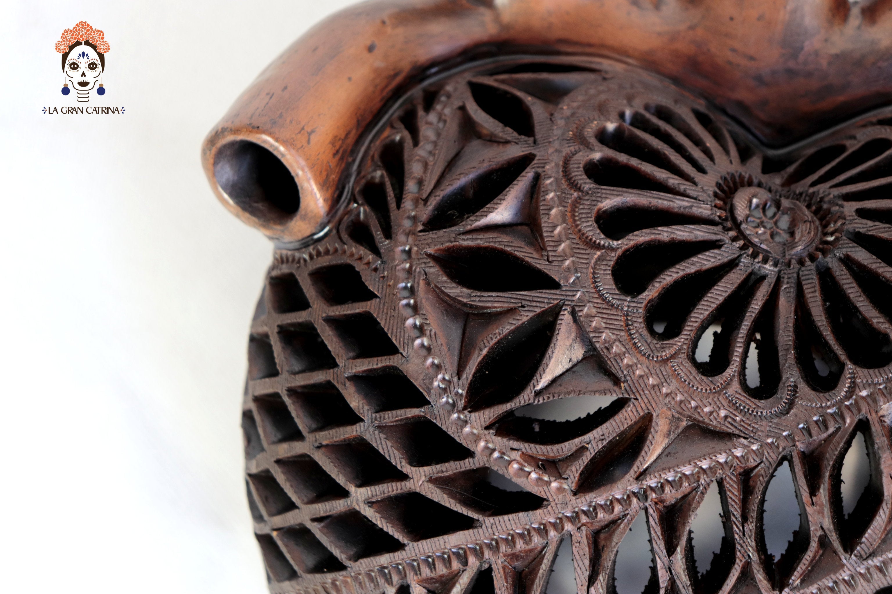 Heart Arteria Brown en Black Clay 11 in. Tere Oax