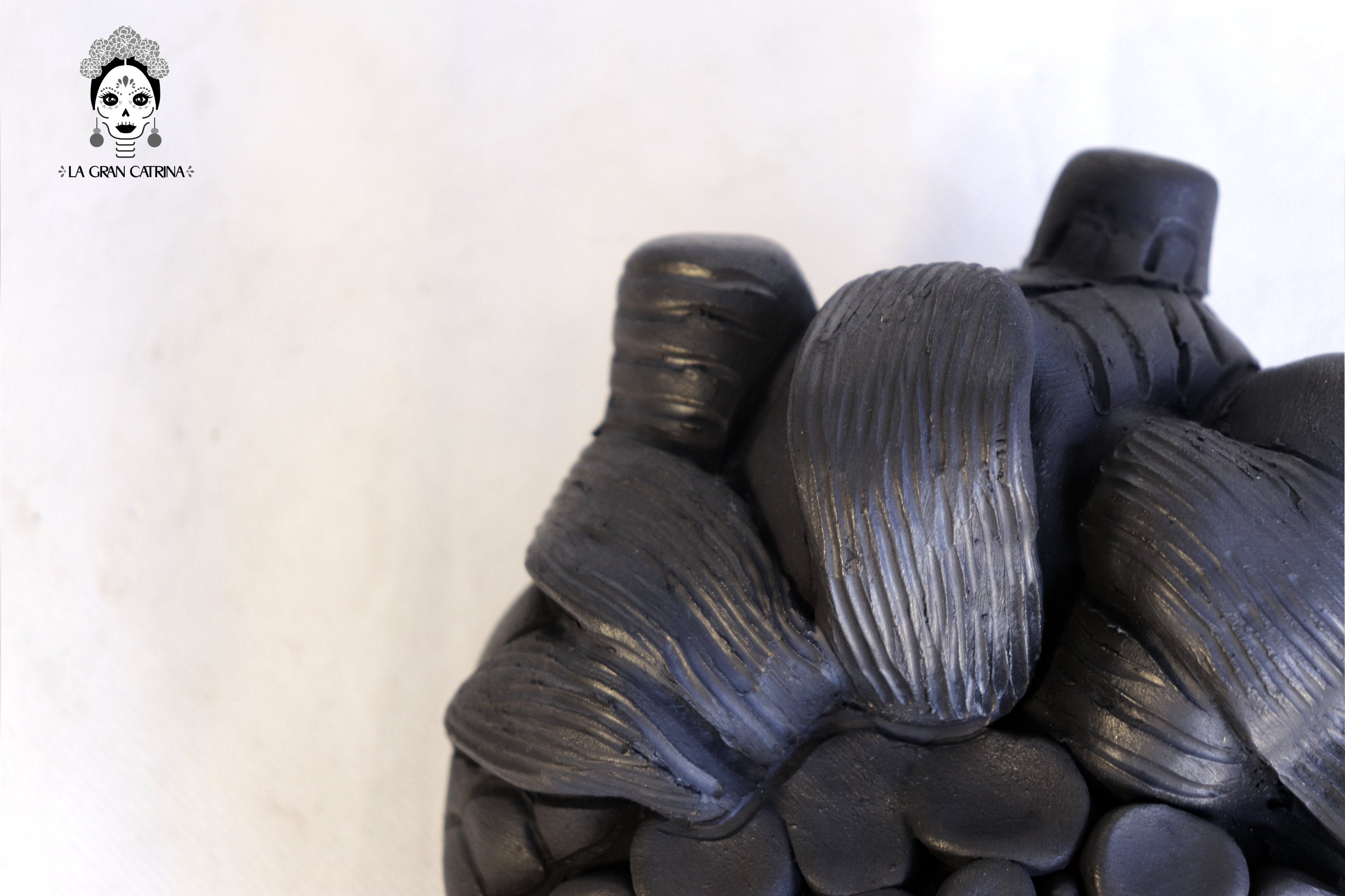 Corn Heart Matte - San Bartolo Black Clay 7.8 in. Tierra Lumbre