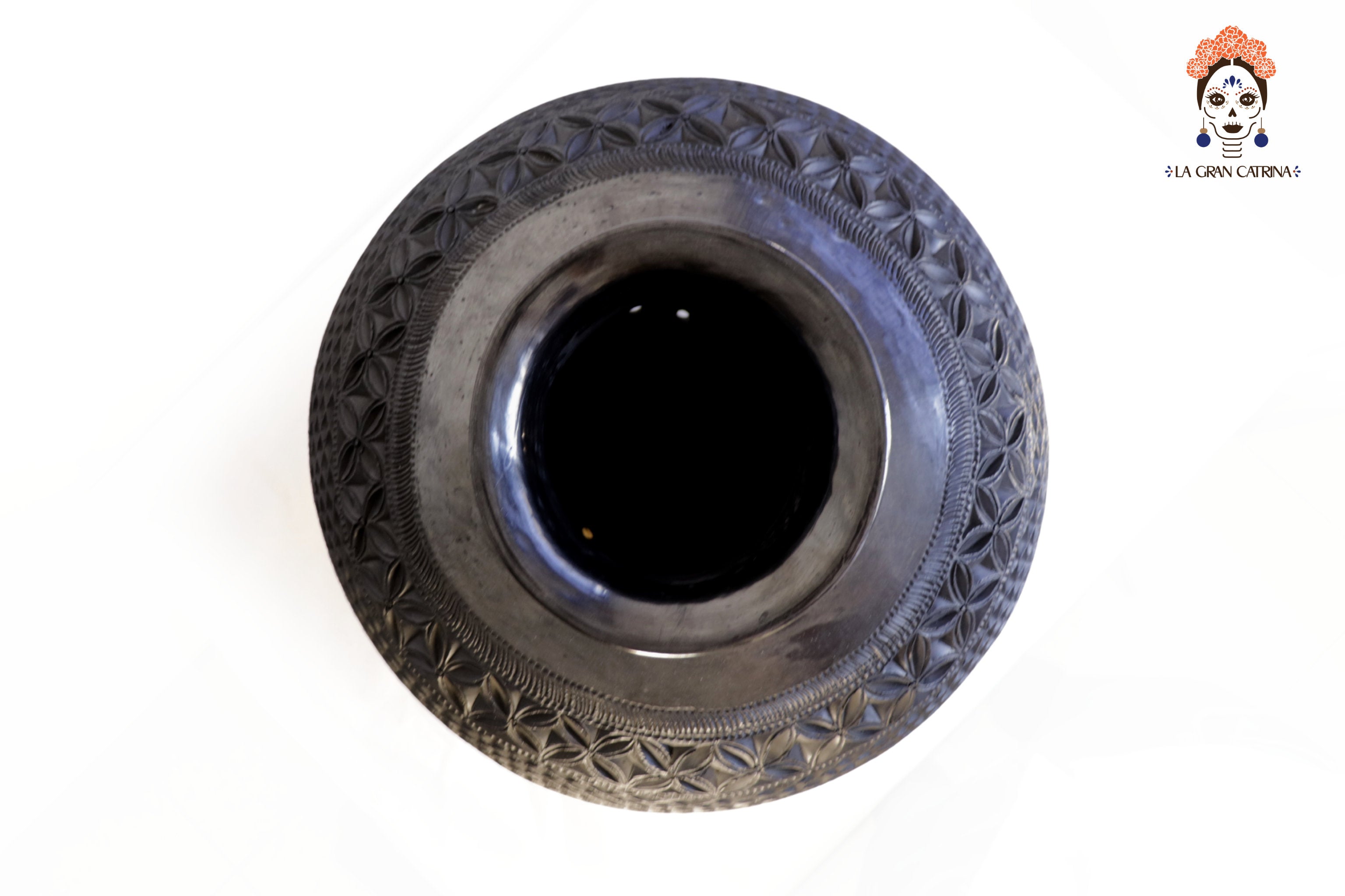 Large Handcrafted Black Clay Tibor Jar 19.6 in. Tere Oax