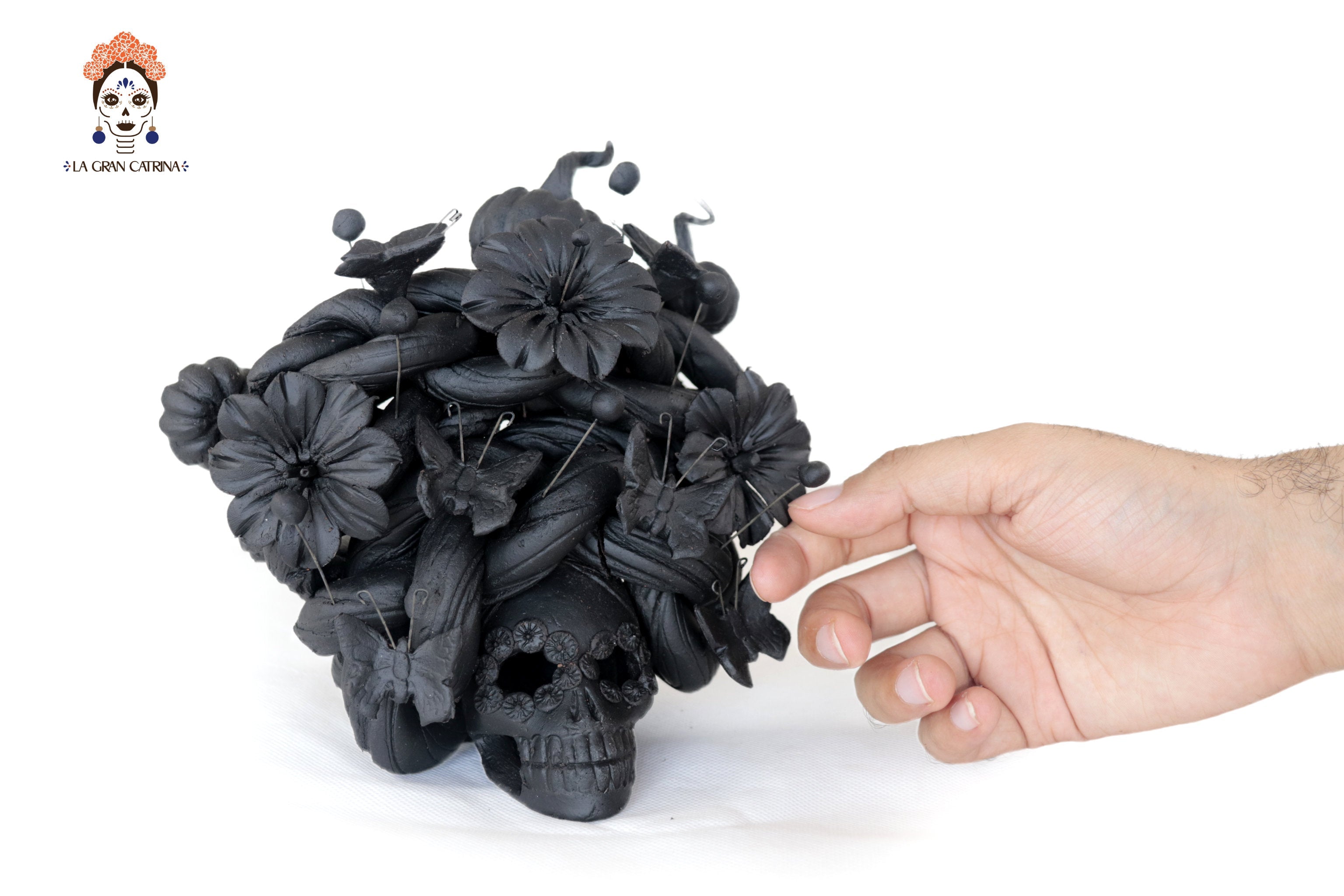 Skull black with Butterflies and Pumpkins - 5.7 in. Yuliana Capula
