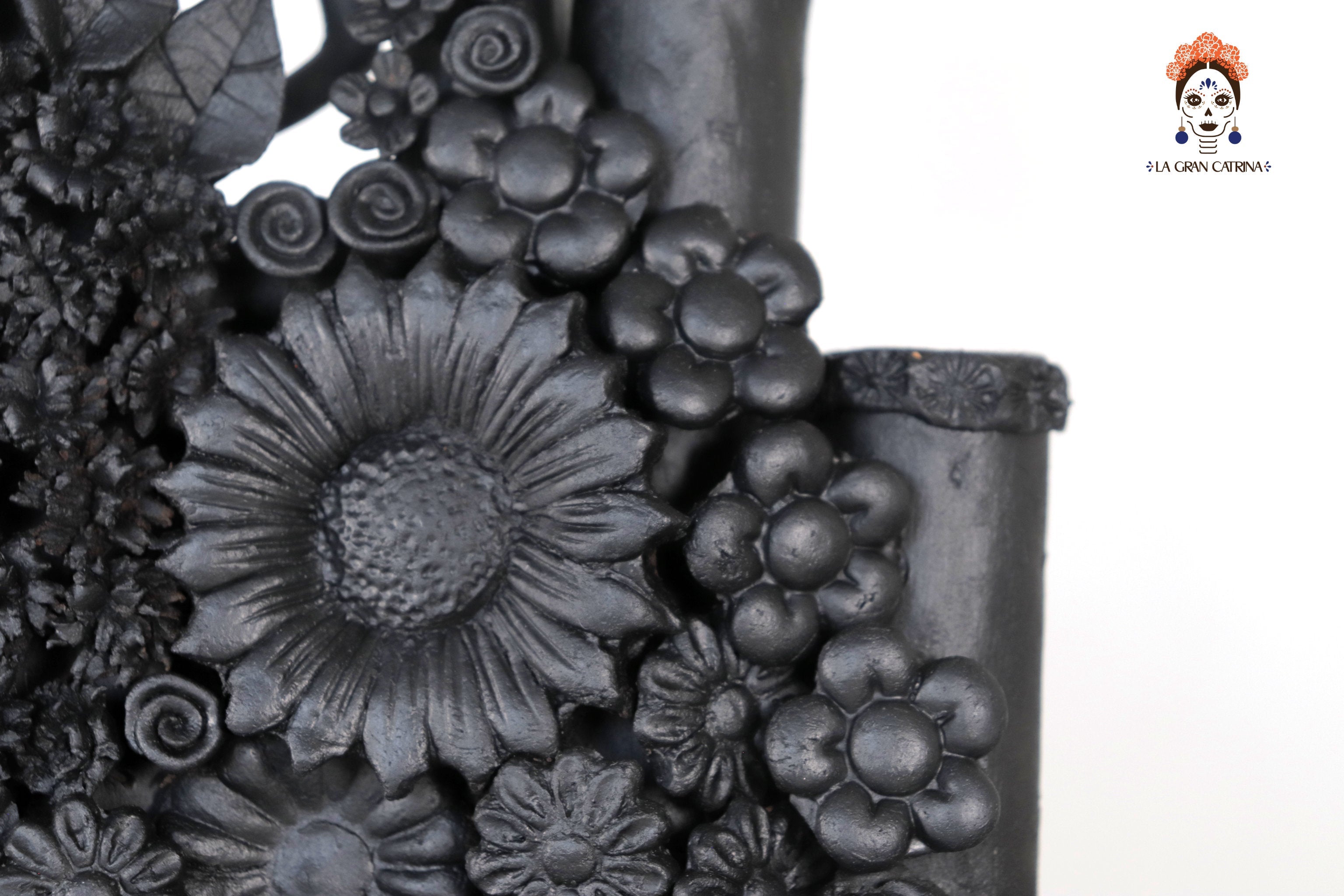 Candleholder Tallr Skull Floral Black Clay - 24.4 in. - Made to Order Manuel Avalos