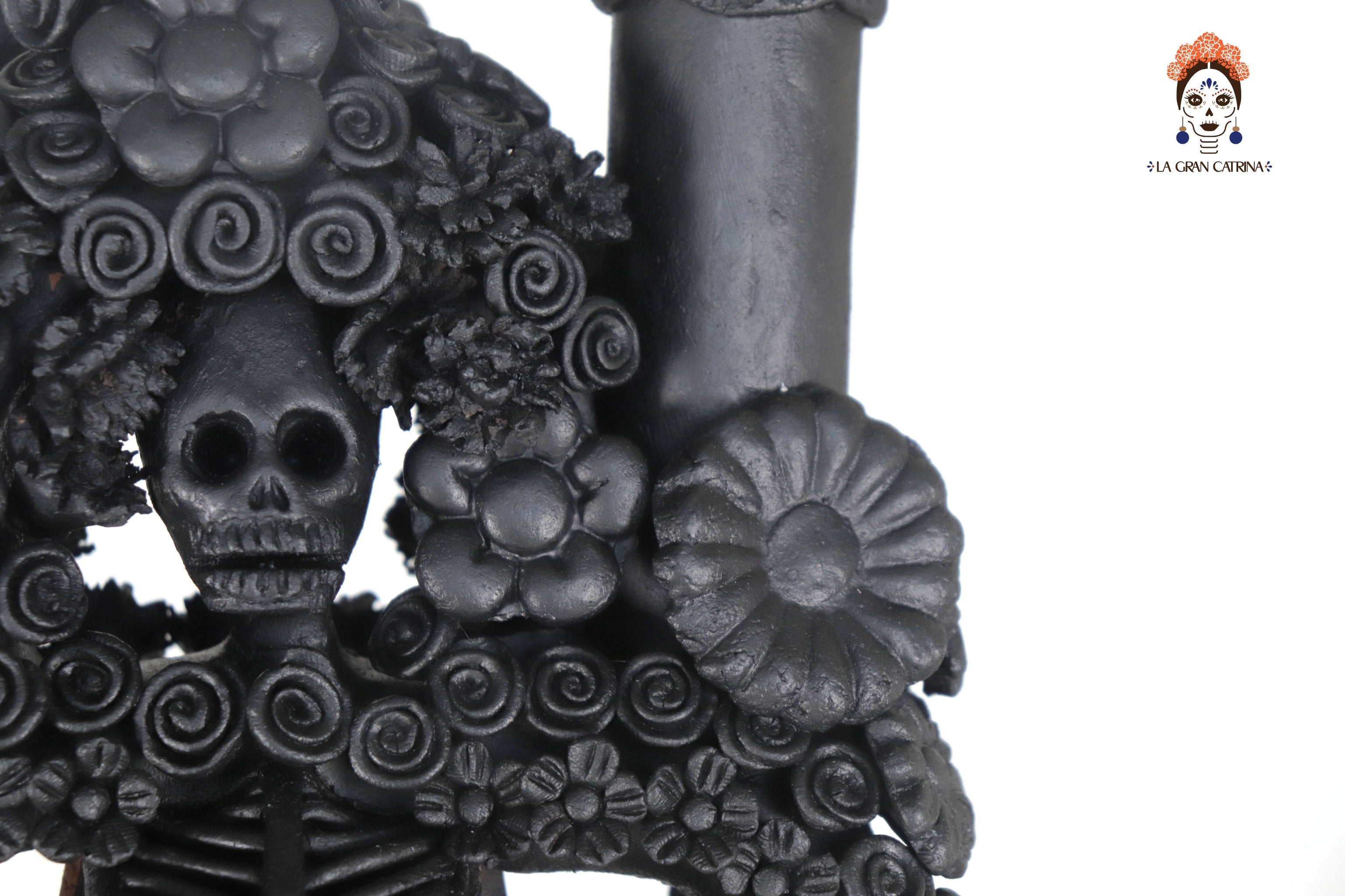 Candleholder Tallr Skull Floral Black Clay - 24.4 in. - Made to Order Manuel Avalos