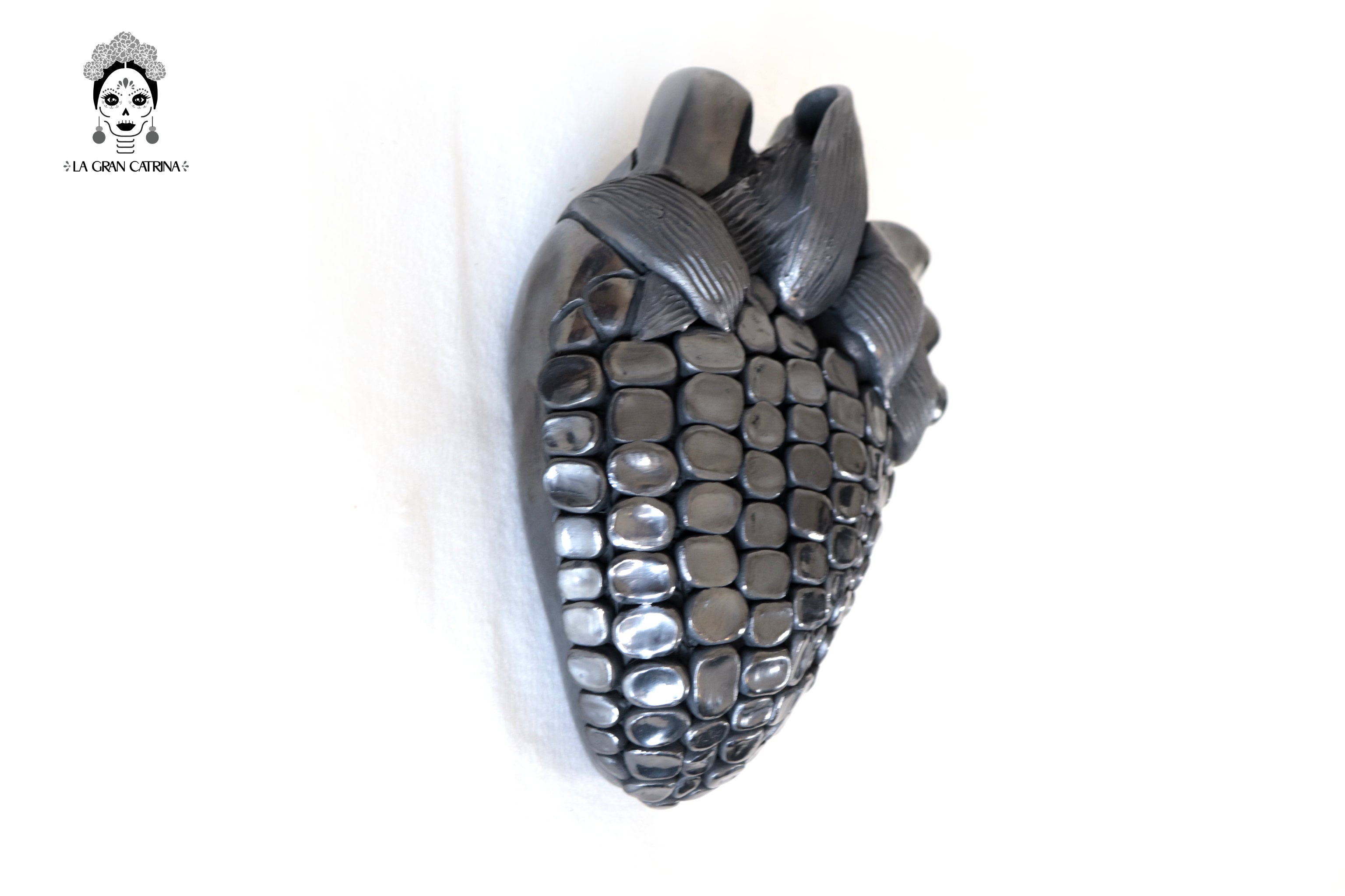 Corn Heart Model 2 - San Bartolo Black Clay 7.8 in. - in. Production Tierra Lumbre