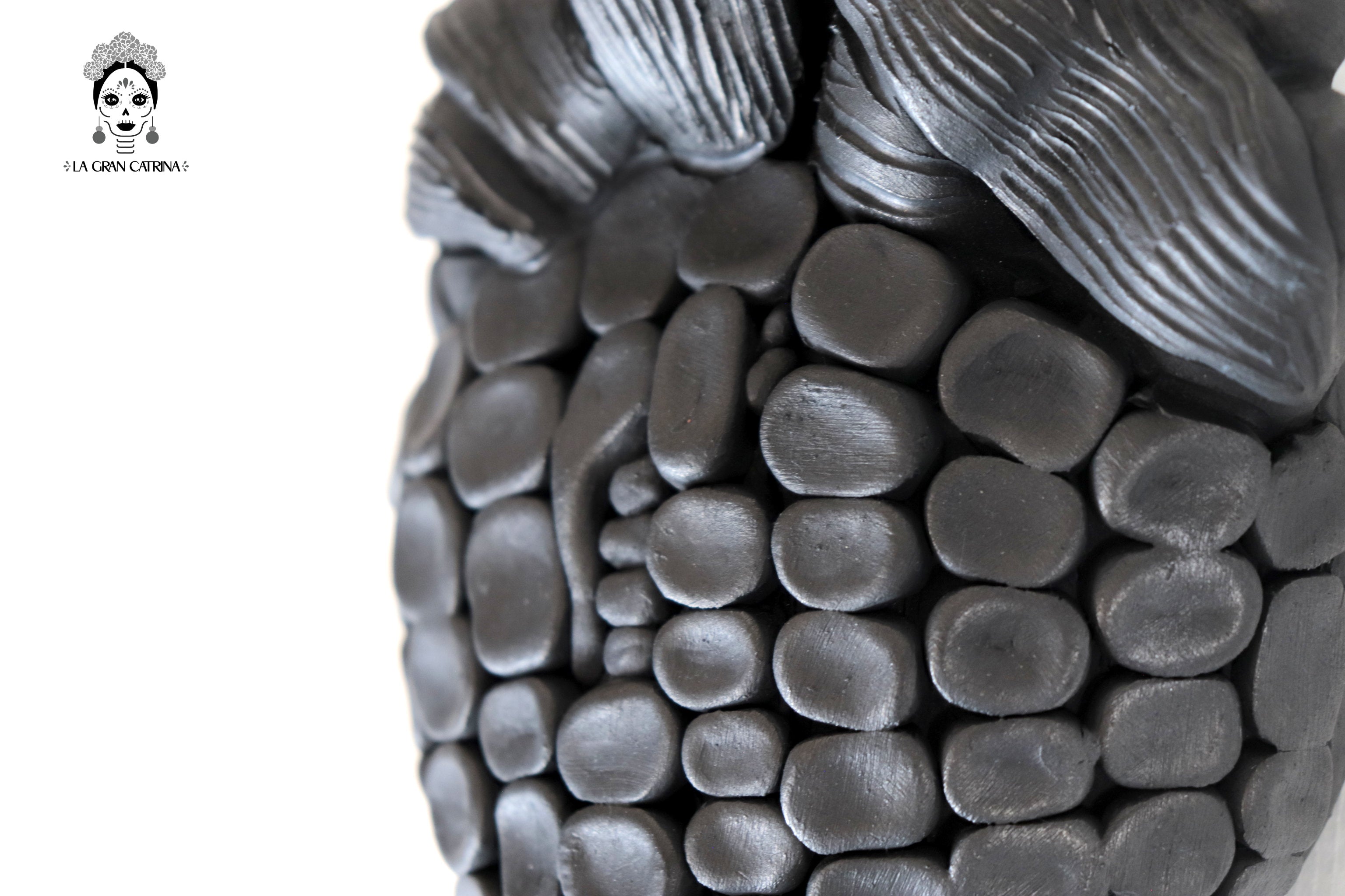Corn Heart Model 2 - San Bartolo Black Clay 7.8 in. - in. Production Tierra Lumbre