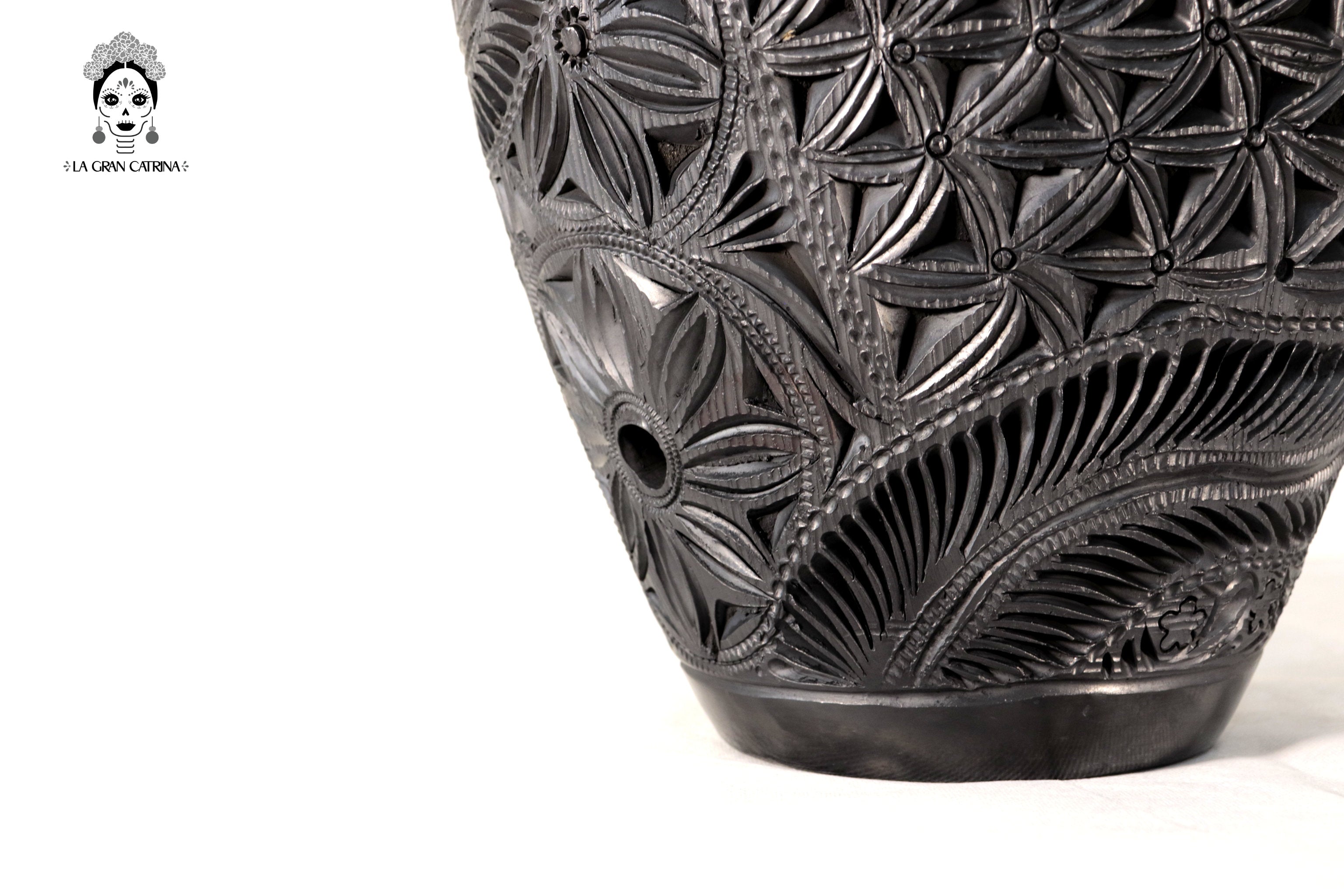 Handcrafted Black Clay Tibor Jar 13.7 in. Tere Oax