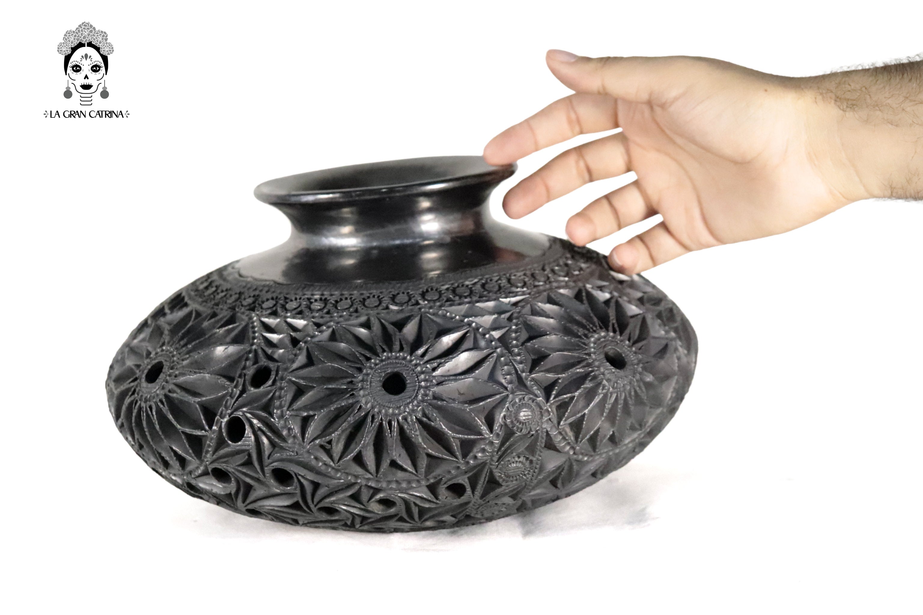 Black Clay Nigua Vase 11.8 in. Tere Oax