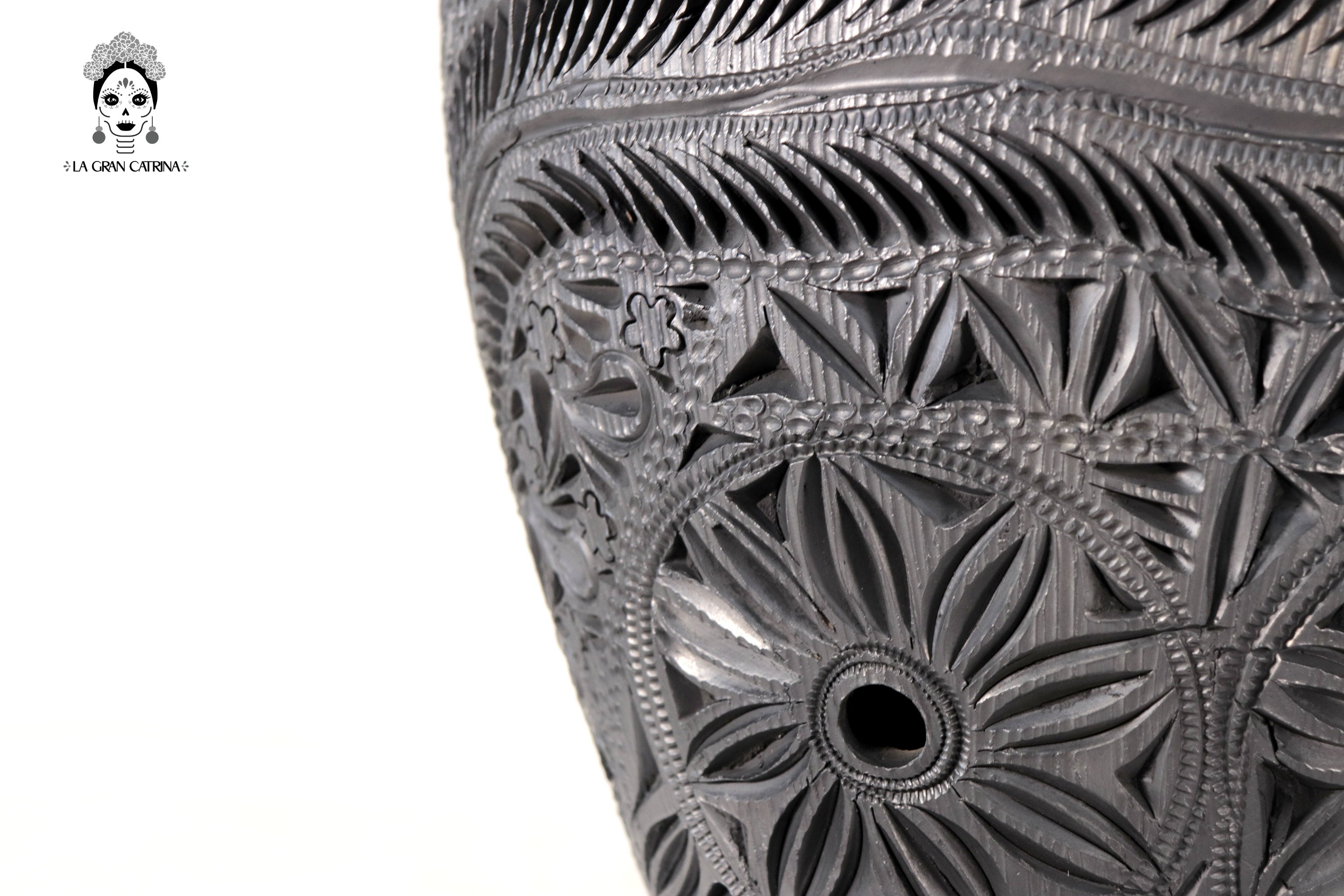 Handcrafted Black Clay Tibor Jar 13.7 in. Tere Oax