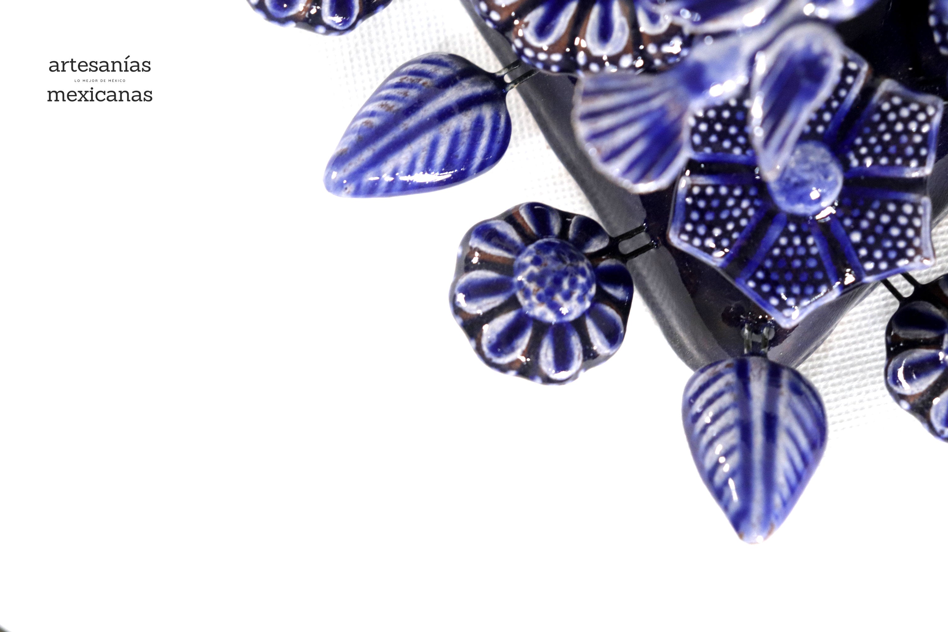 Heart large - Blue - 16 in. Montoya