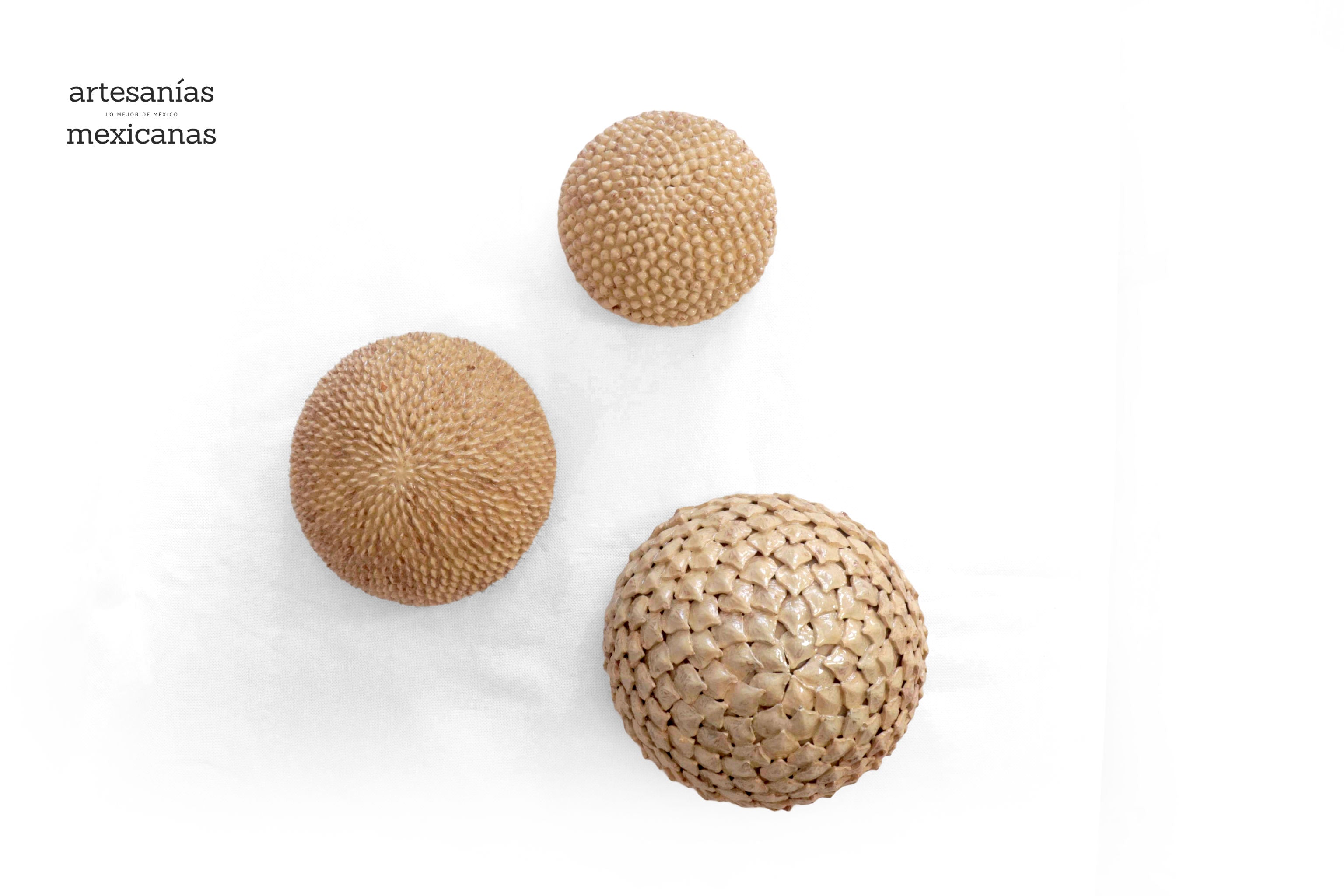 Spheres vidriadas beige Wall Aristeo Gtz