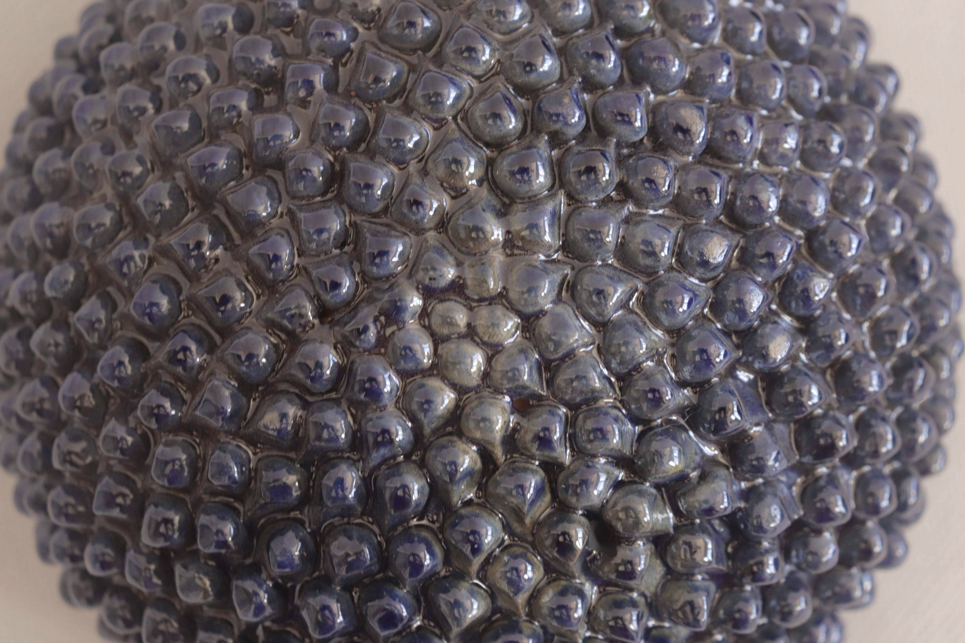 Spheres vidriadas Blue Wall - in. Production Aristeo Gtz