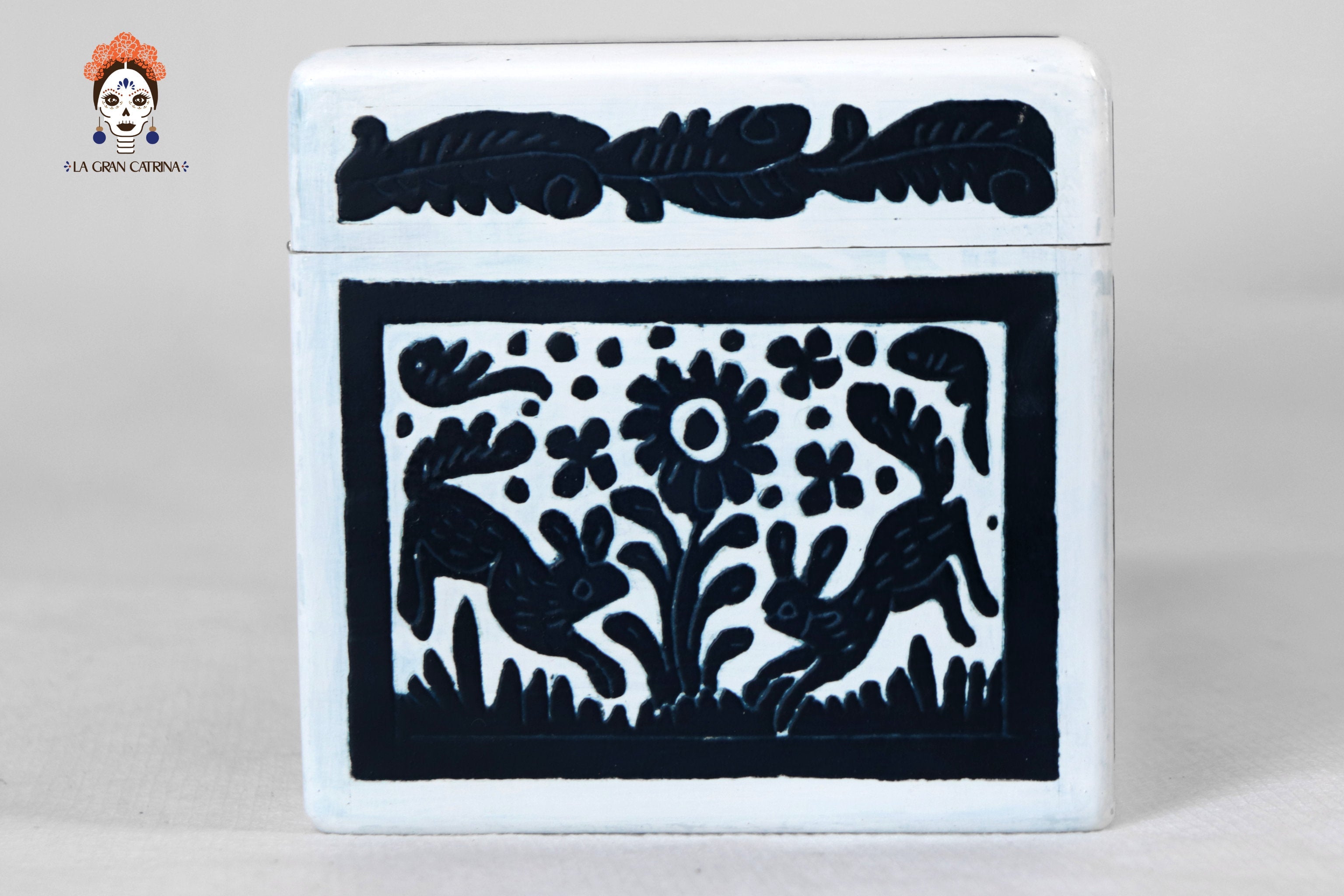 White Olinalá Handcrafted Box with Traditional Fauna and Flowera - 12.9 in. Olinala