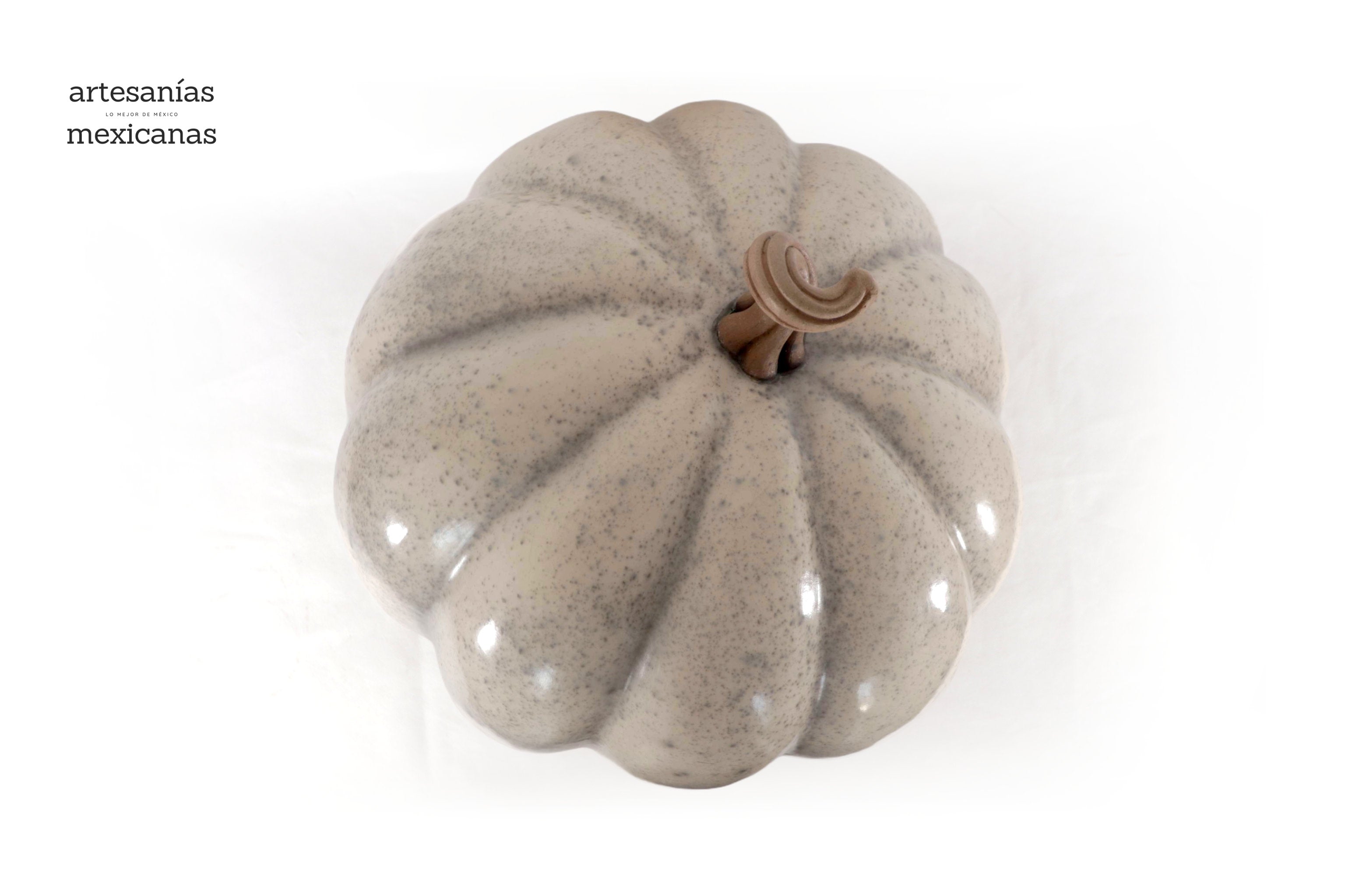 Pumpkin white large Clay - 16 in. Trejo