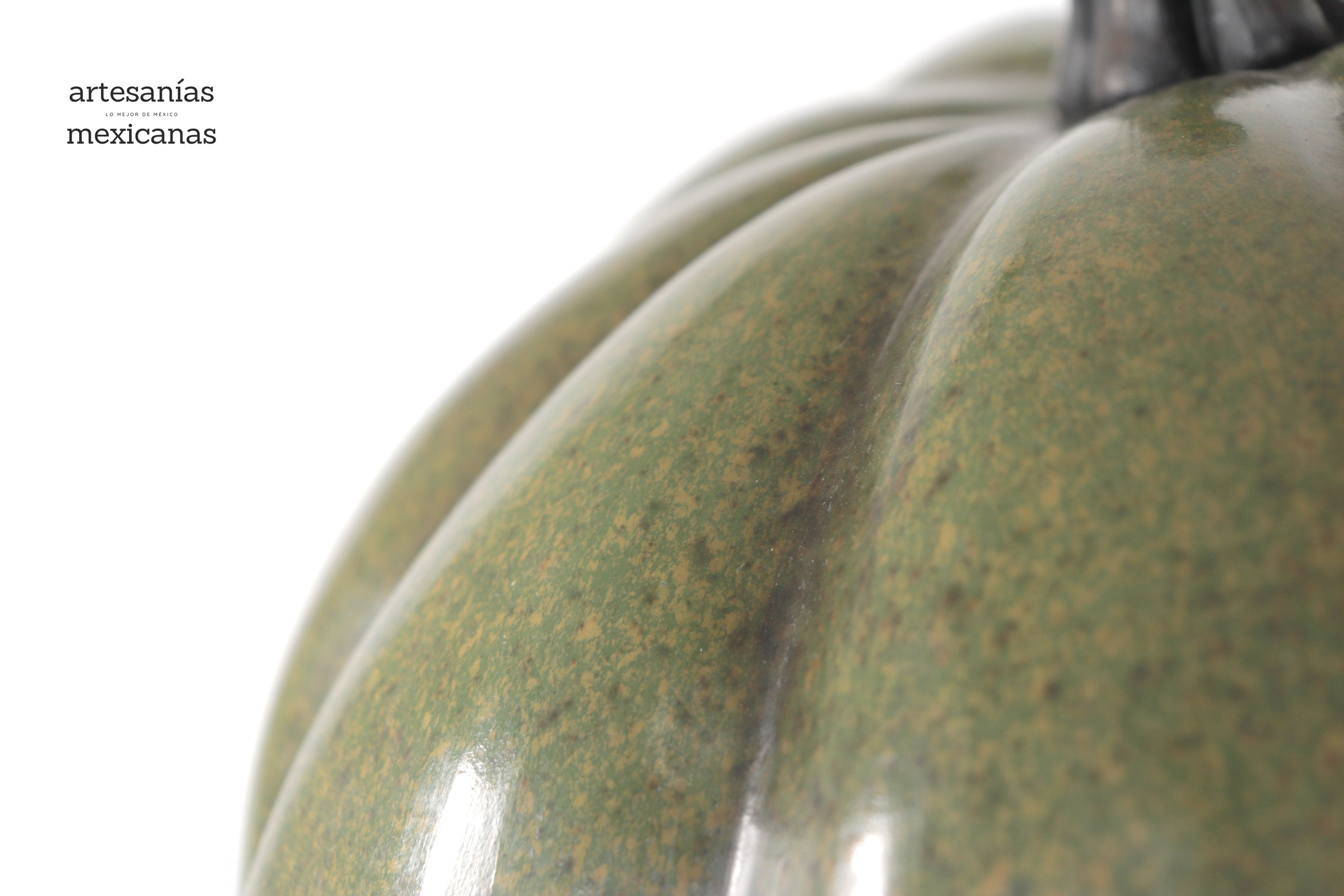 Pumpkin green large Clay - 16.1 in. Trejo