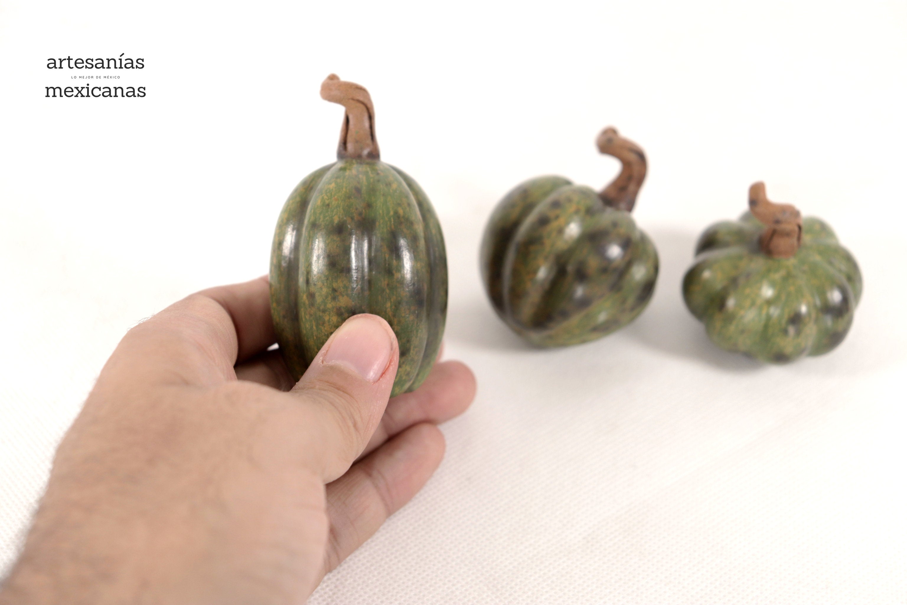 Set of 3 Pumpkins Green miniature Trejo
