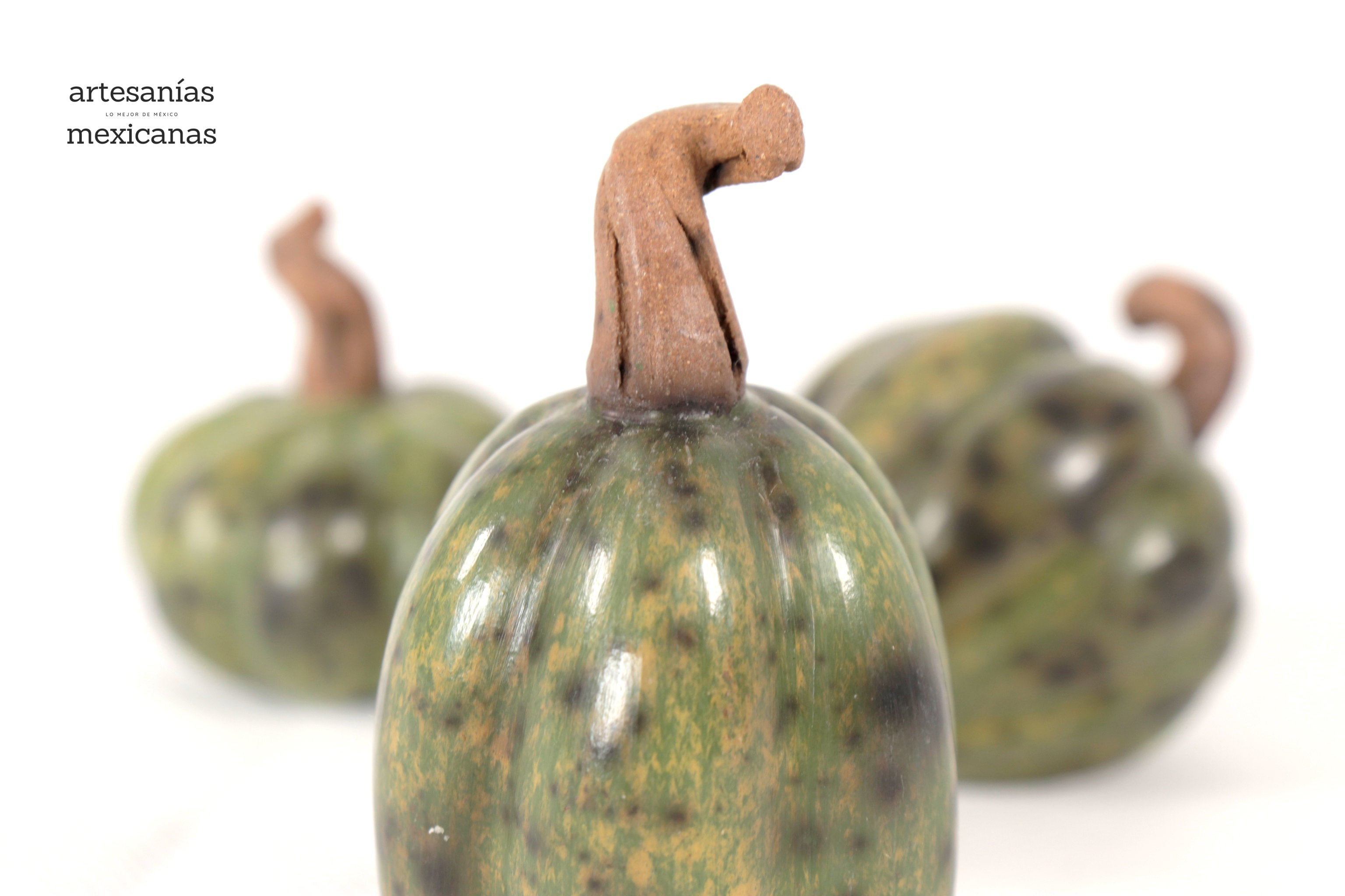 Set of 3 Pumpkins Green miniature Trejo