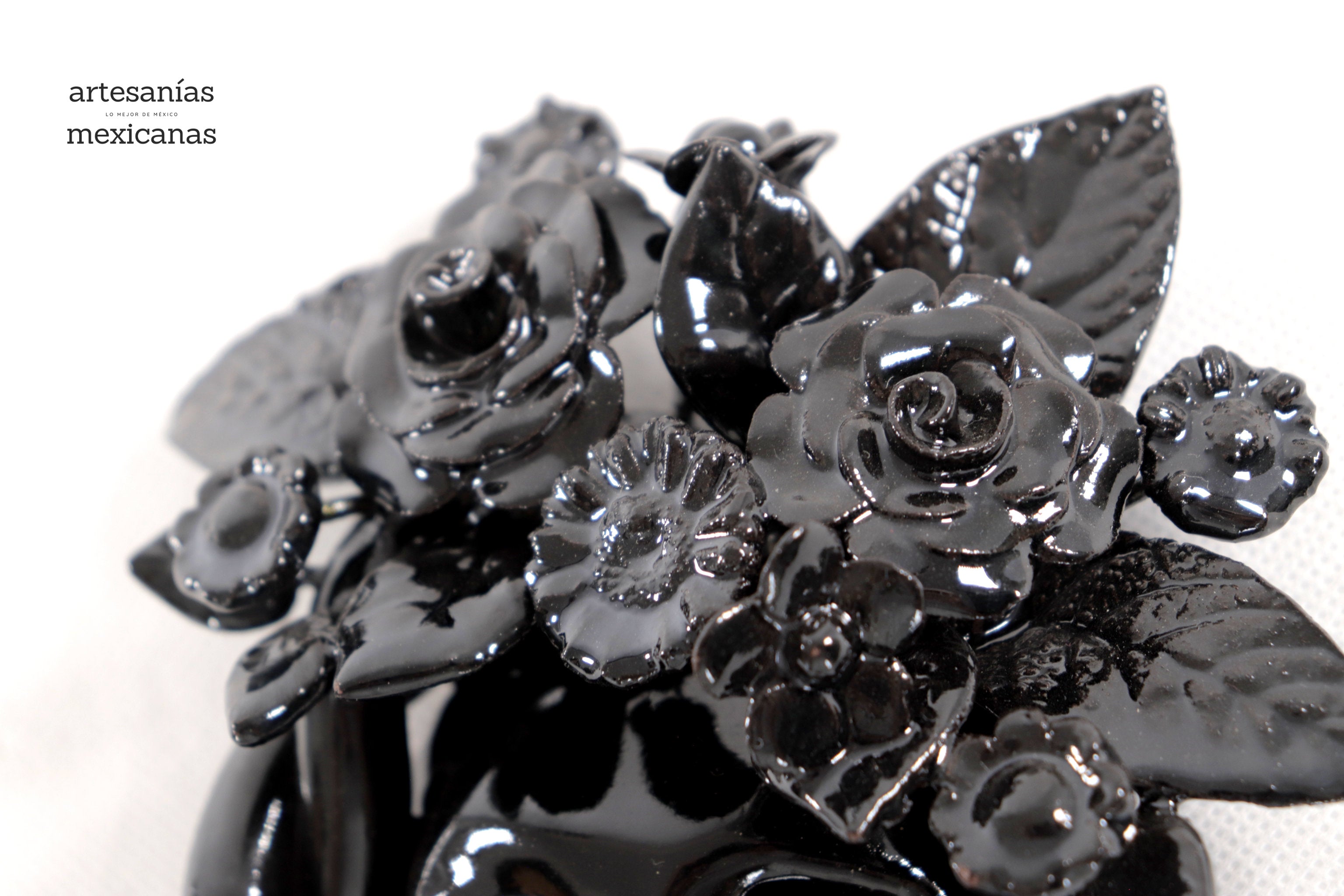 Skull black chica Wall I - Glazed Clay - 5.7 in. Tiru