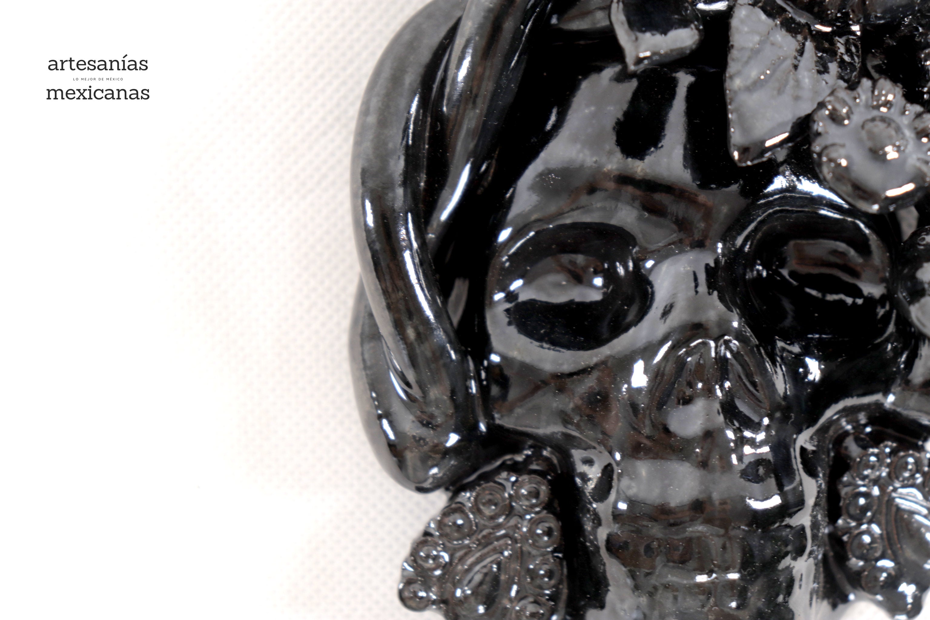 Skull black chica Wall Il - Glazed Clay - 5.7 in. Tiru