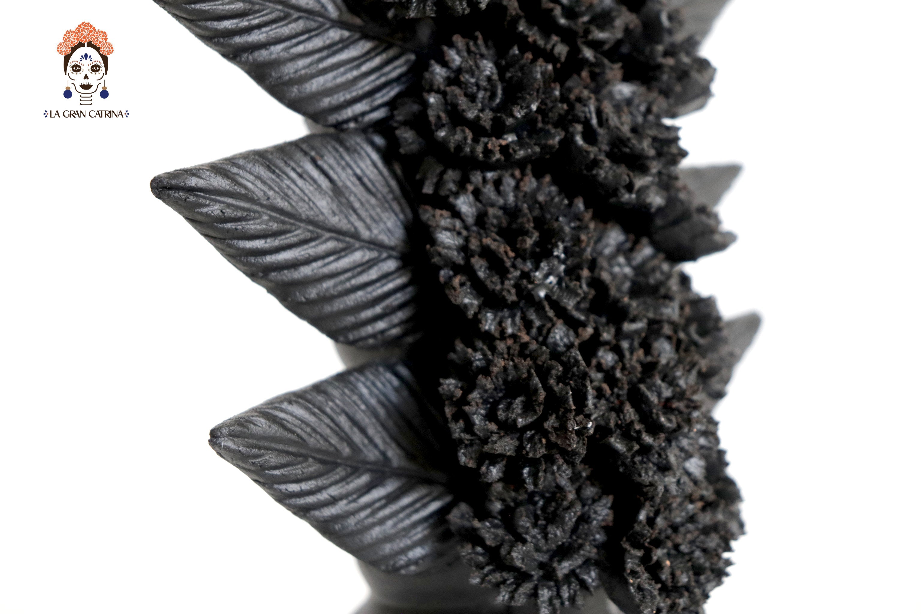 Candleholder of una candledora black clay - 11 in. Pery