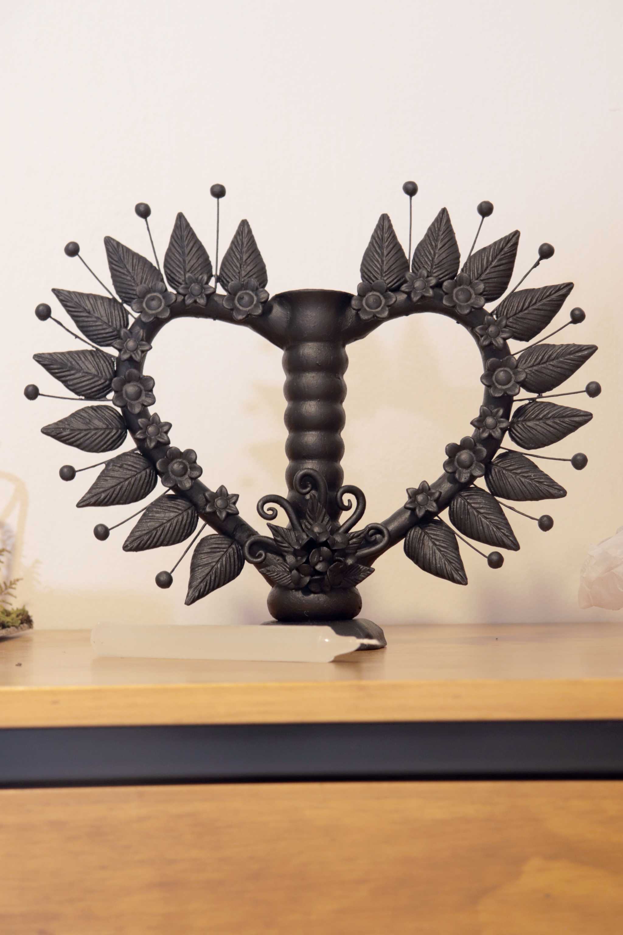 Candleholder of Heart Black Pery