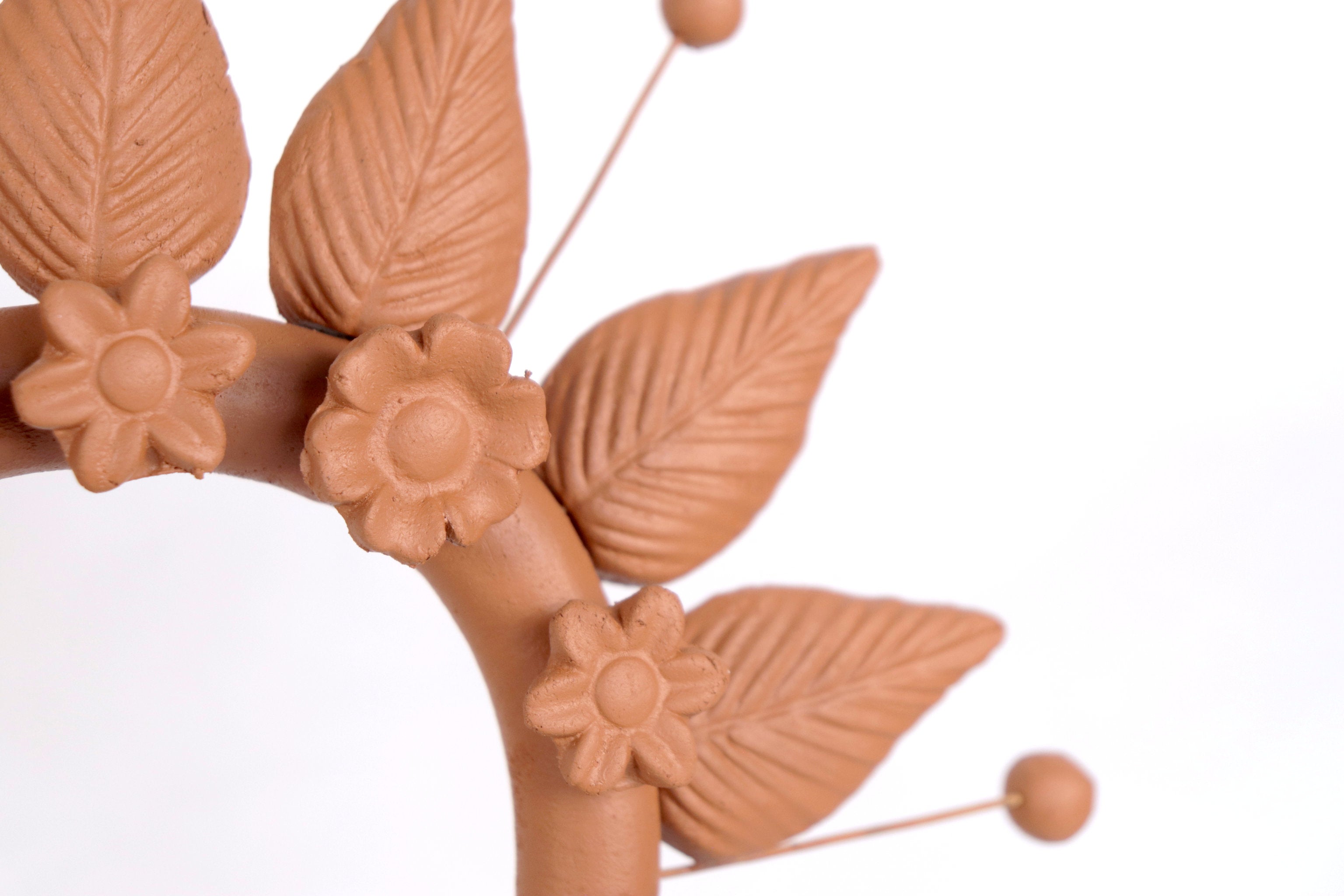 Candleholder of Clay Heart Pery