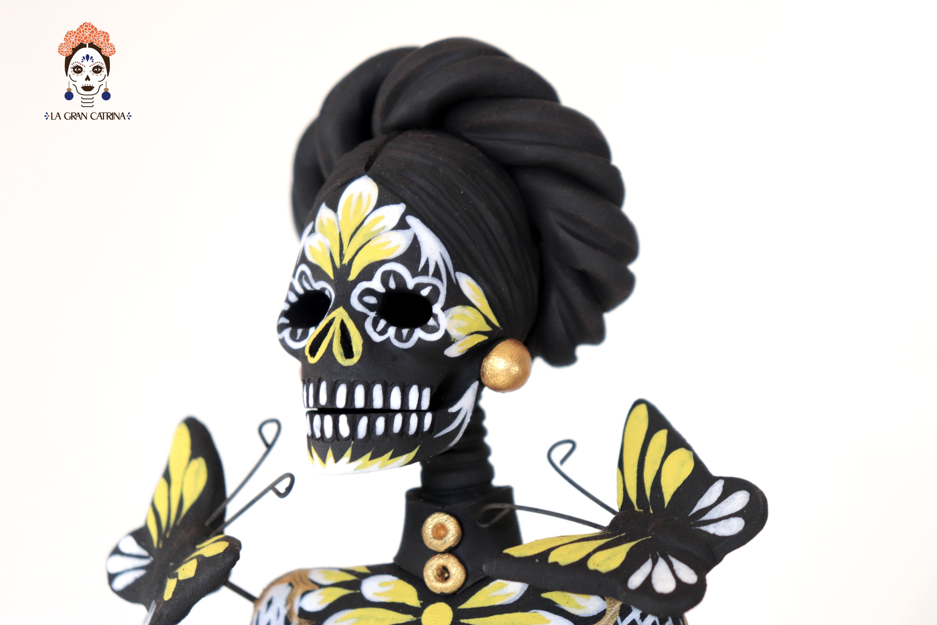 Catrinas hermanas of butterflies - White and yellow - 20 in. Adan