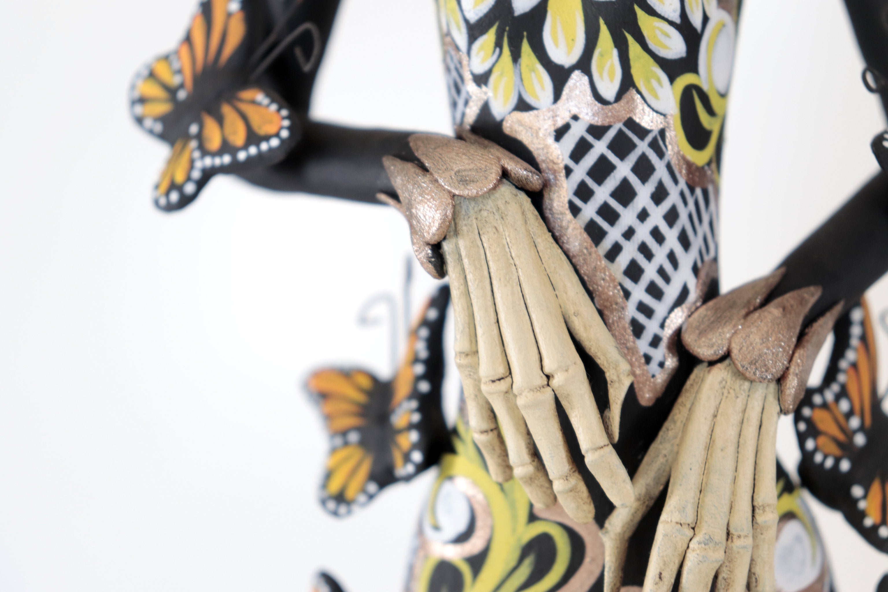 Catrina monarca Yellow and White - 20 in. Adan