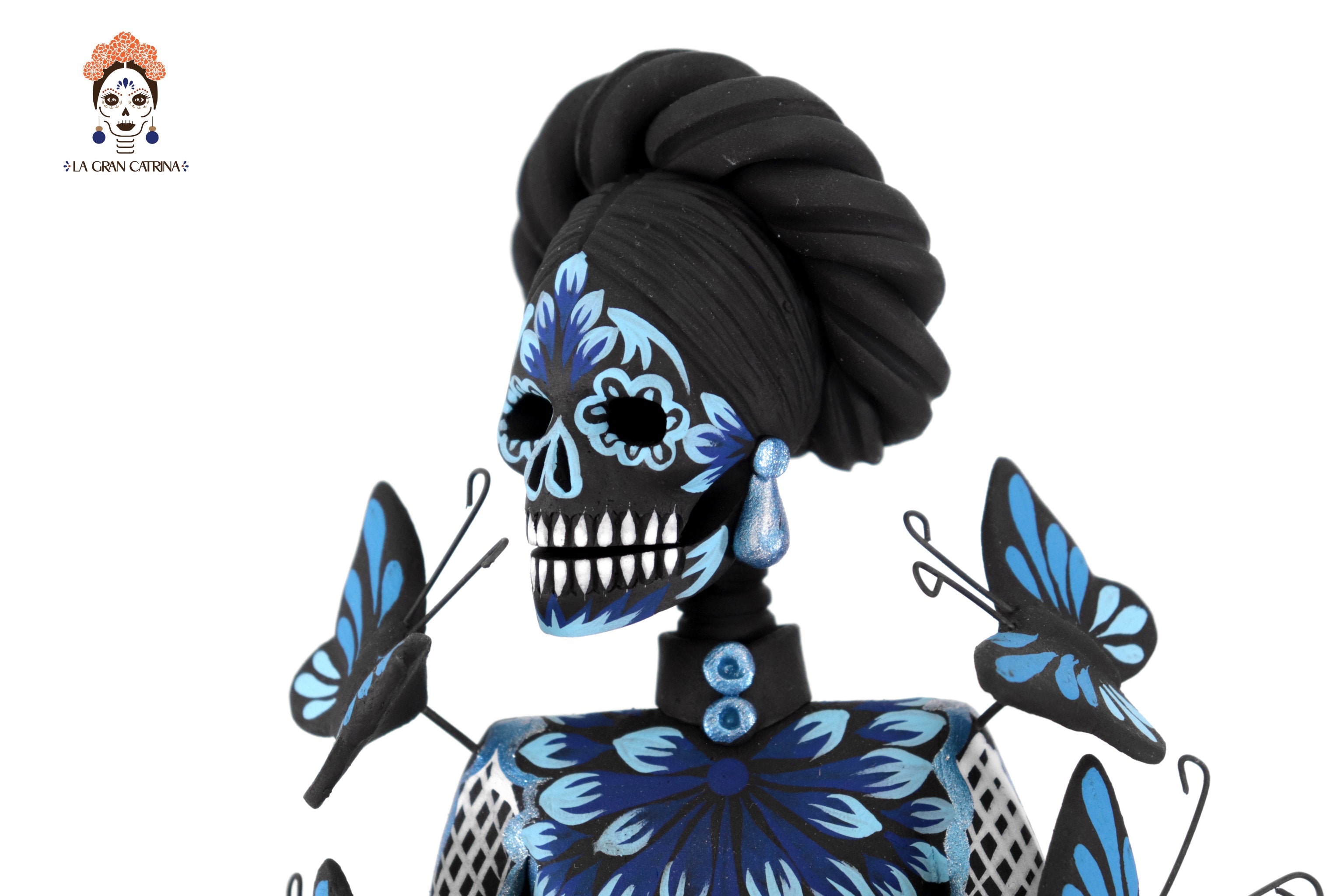 Catrinas hermanas of butterflies - Bluees - 20 in. Adan