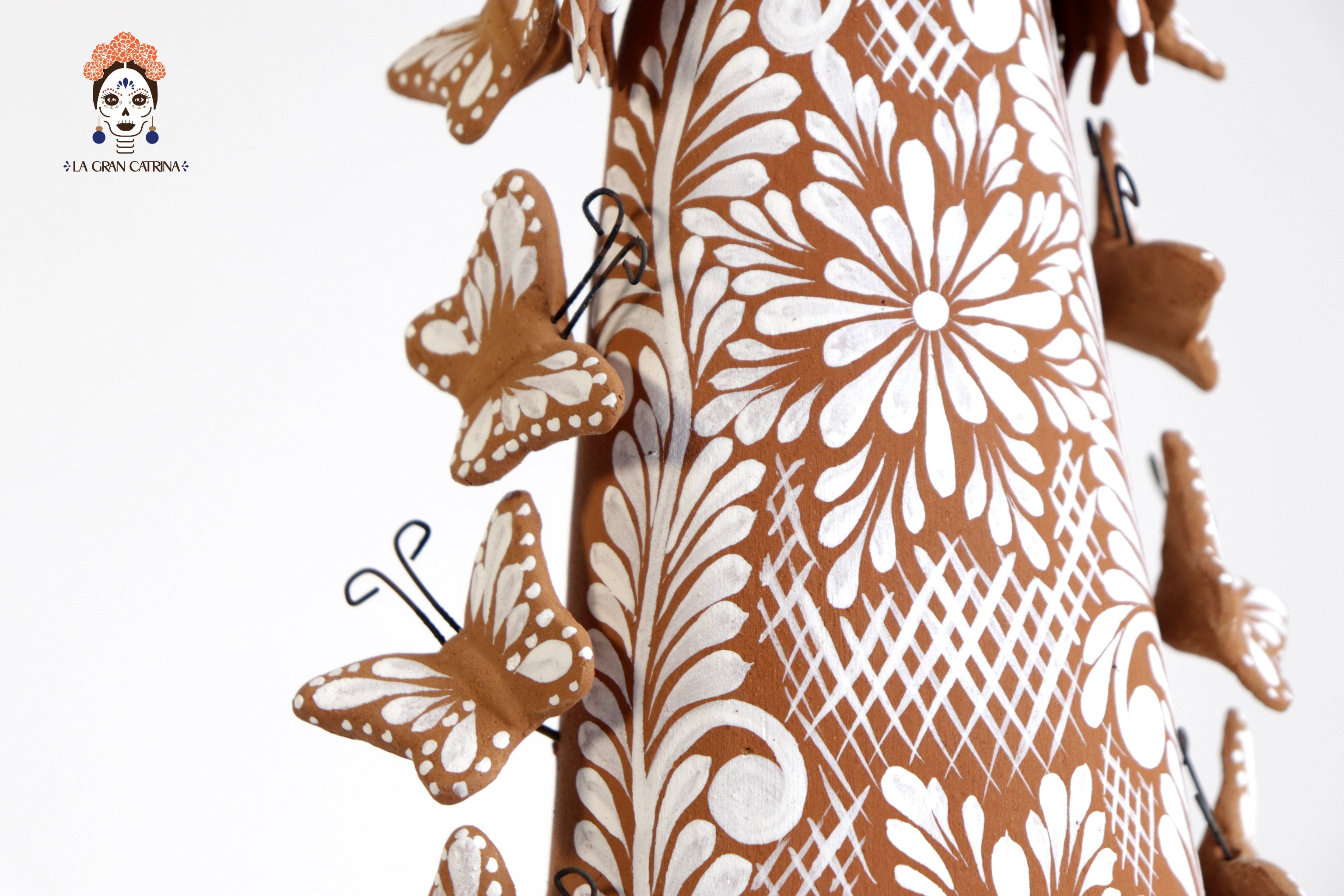 Catrina butterflies natural and white - 20 in. Jose Santiago Capula