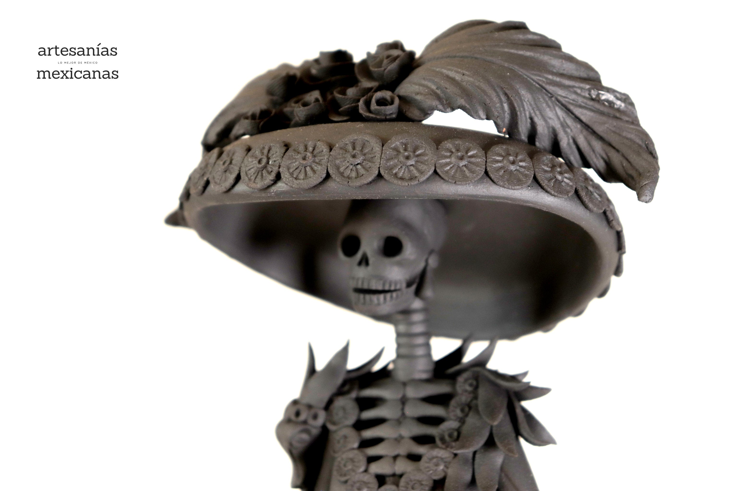 Catrina black on skull - 19 in. Adan