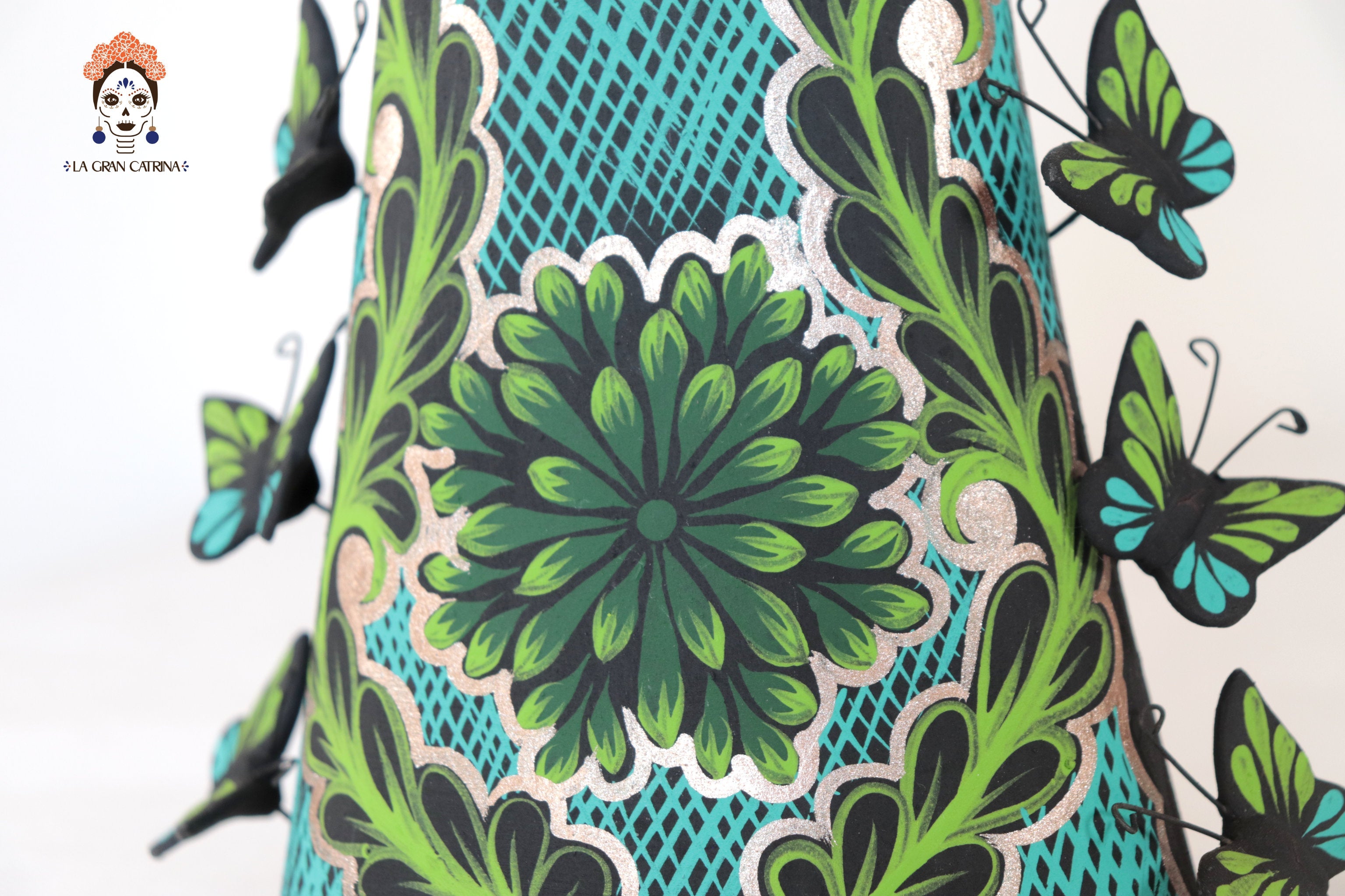 Catrinas hermanas of butterflies - Green - 20 in. Adan