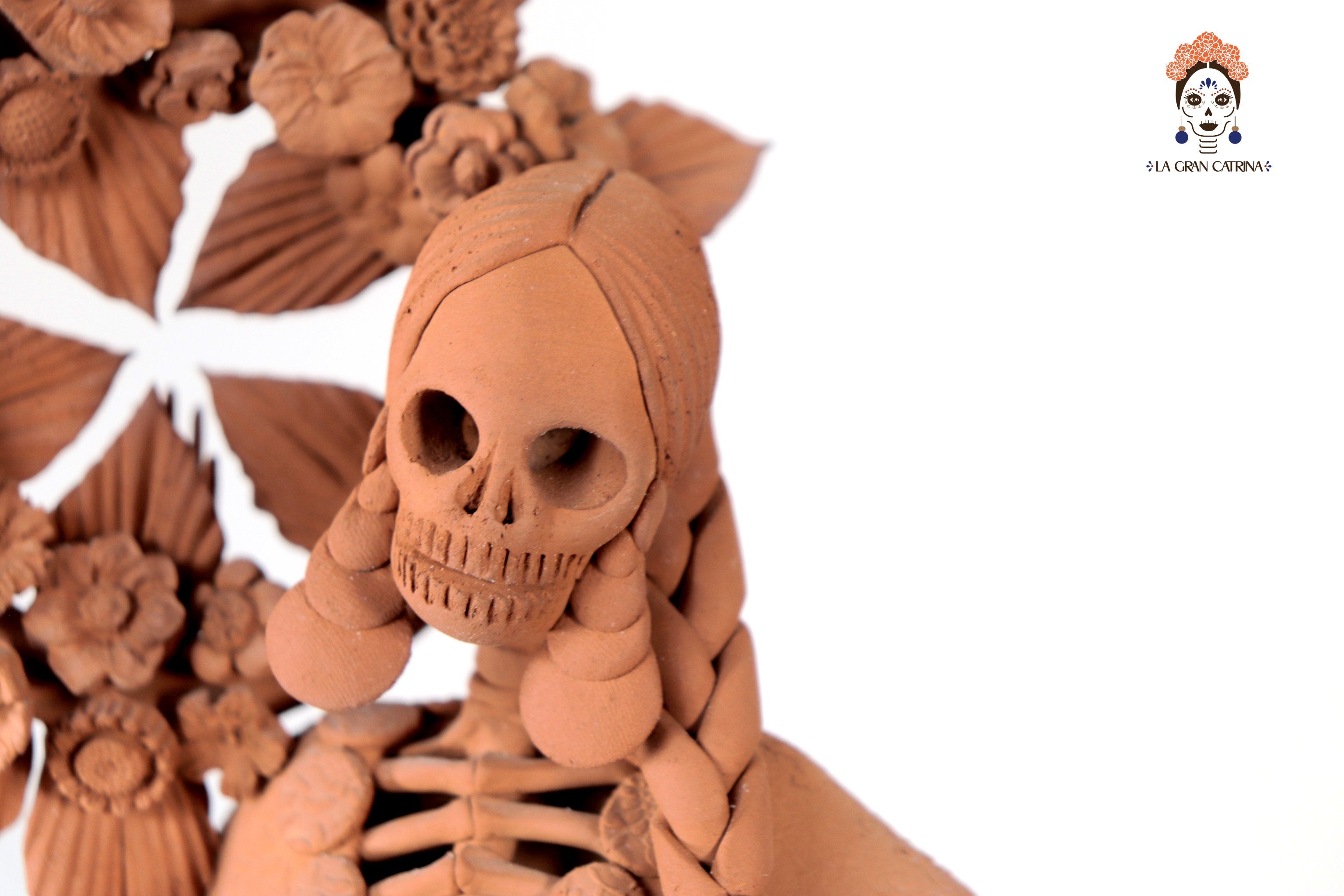 Catrina with Crown of Dead 16.9 in. Carlos Ayala Capula
