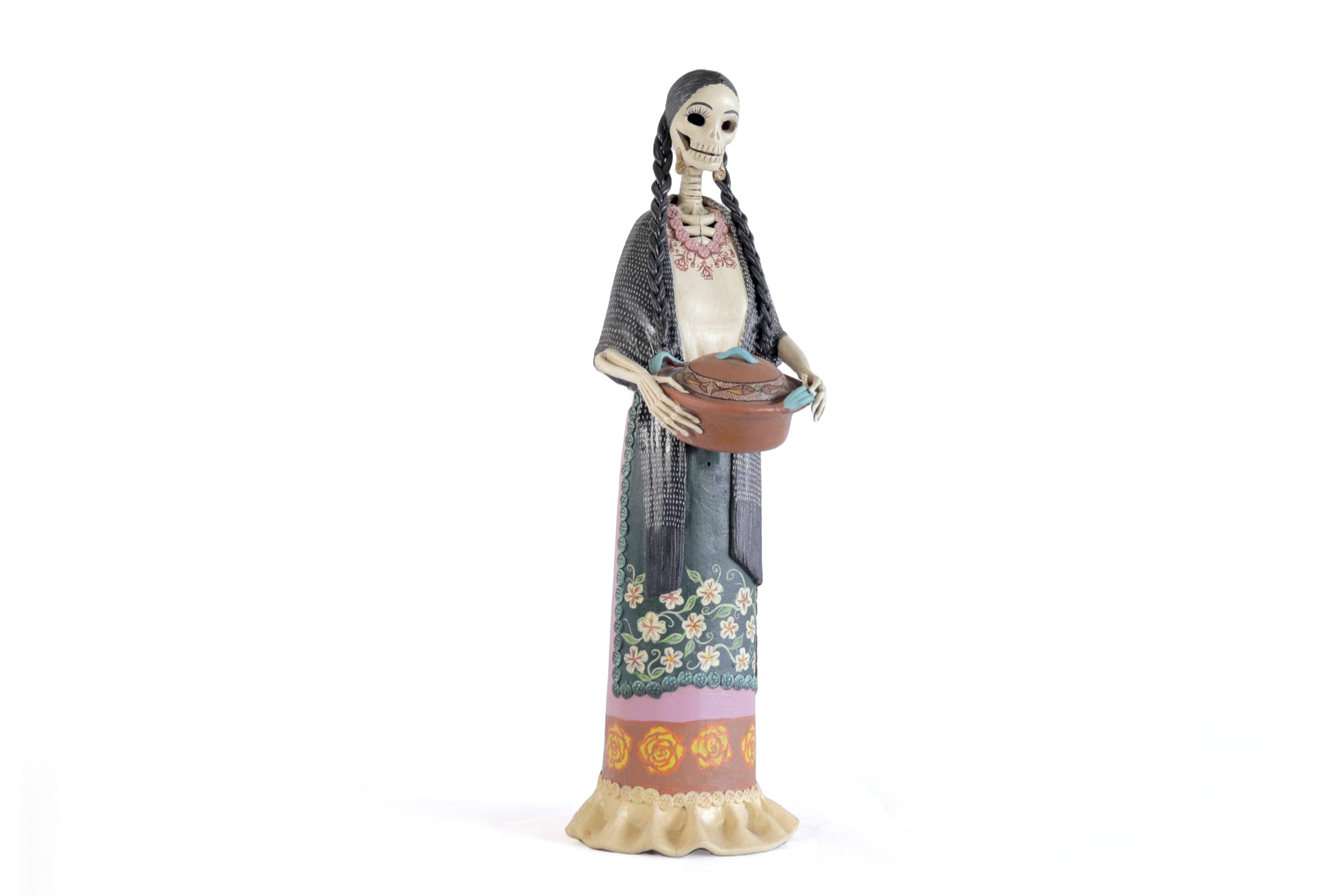 Catrina with olla 20 in. Miguel de la Cruz