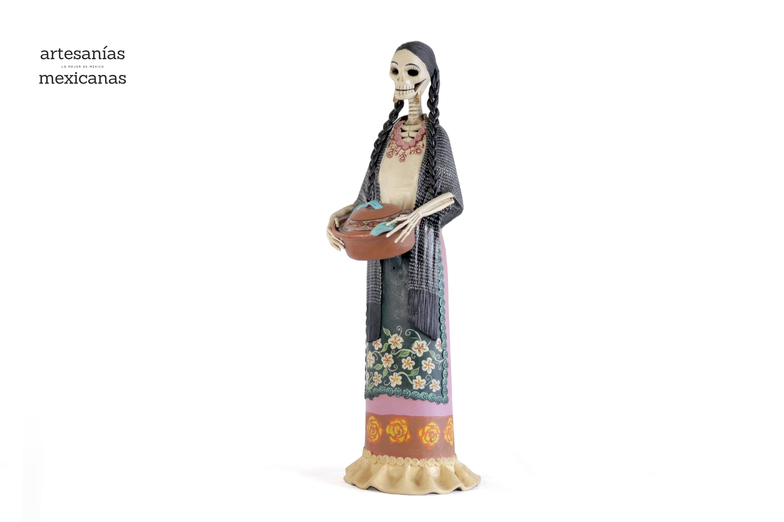 Catrina with olla 20 in. Miguel de la Cruz