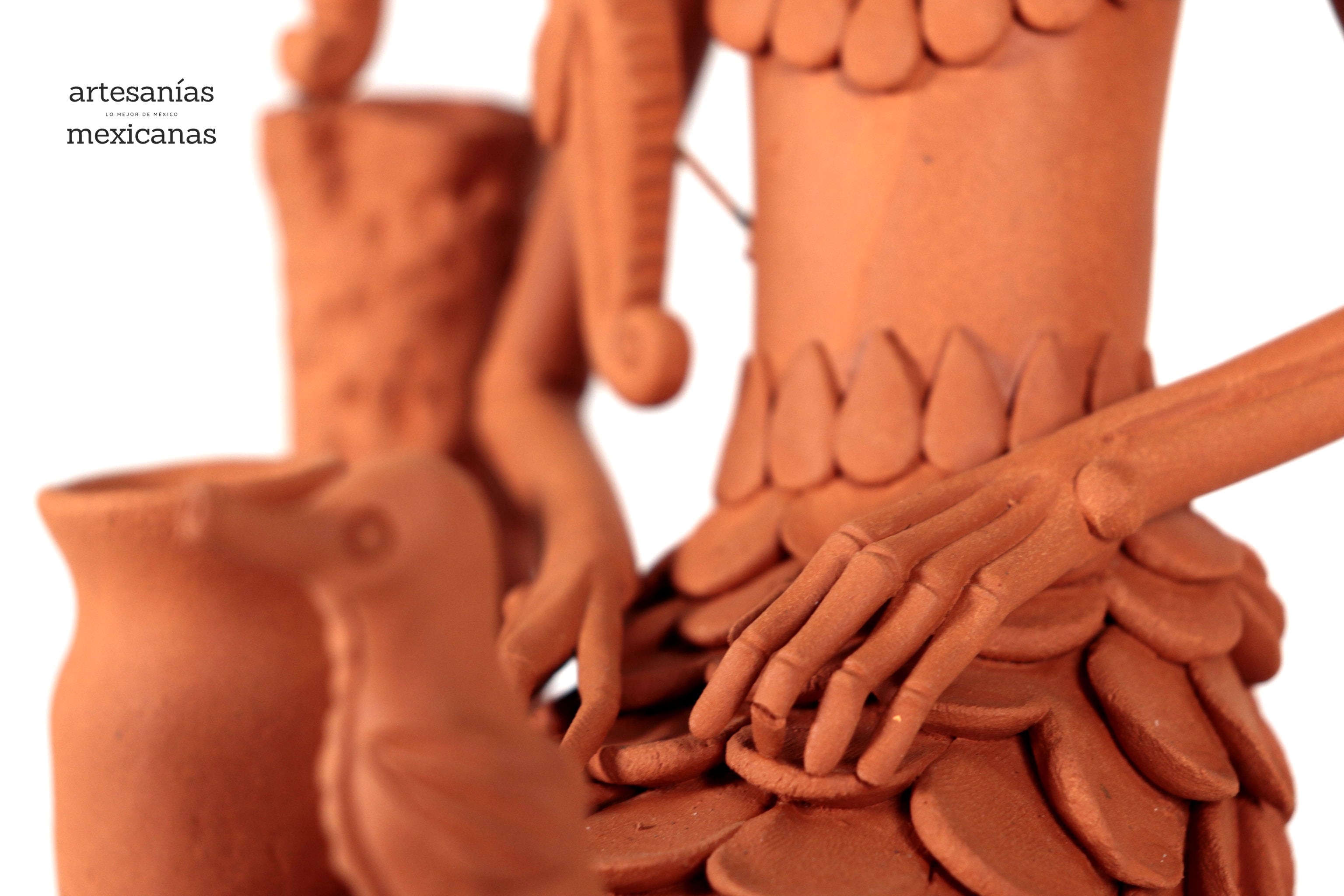 Catrina Sirena Clay - 12.2 in. Adan