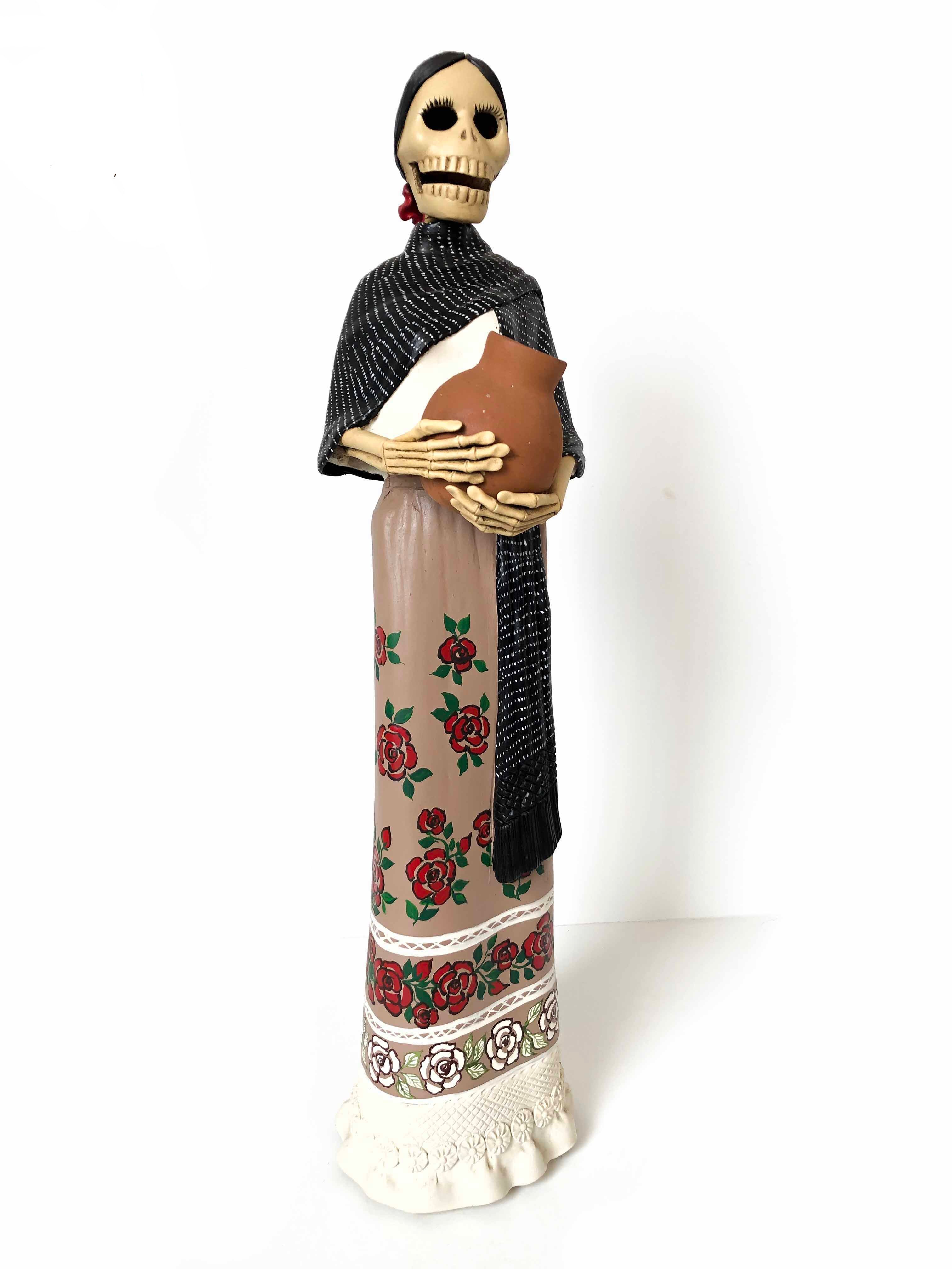 Catrina with olla Clay - 27 in. Adan